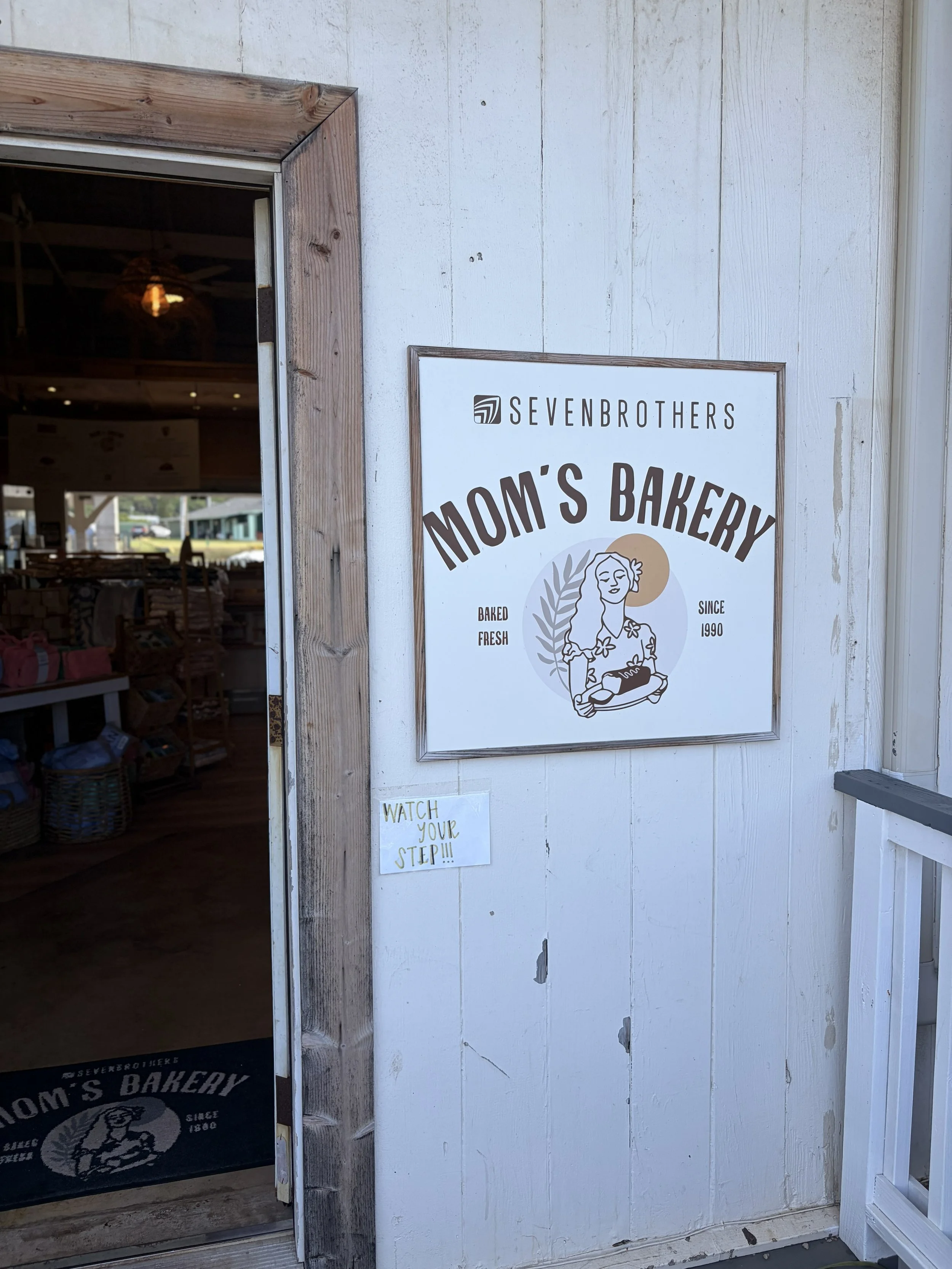 Seven Brothers Mom's Bakery Kahuku North Shore