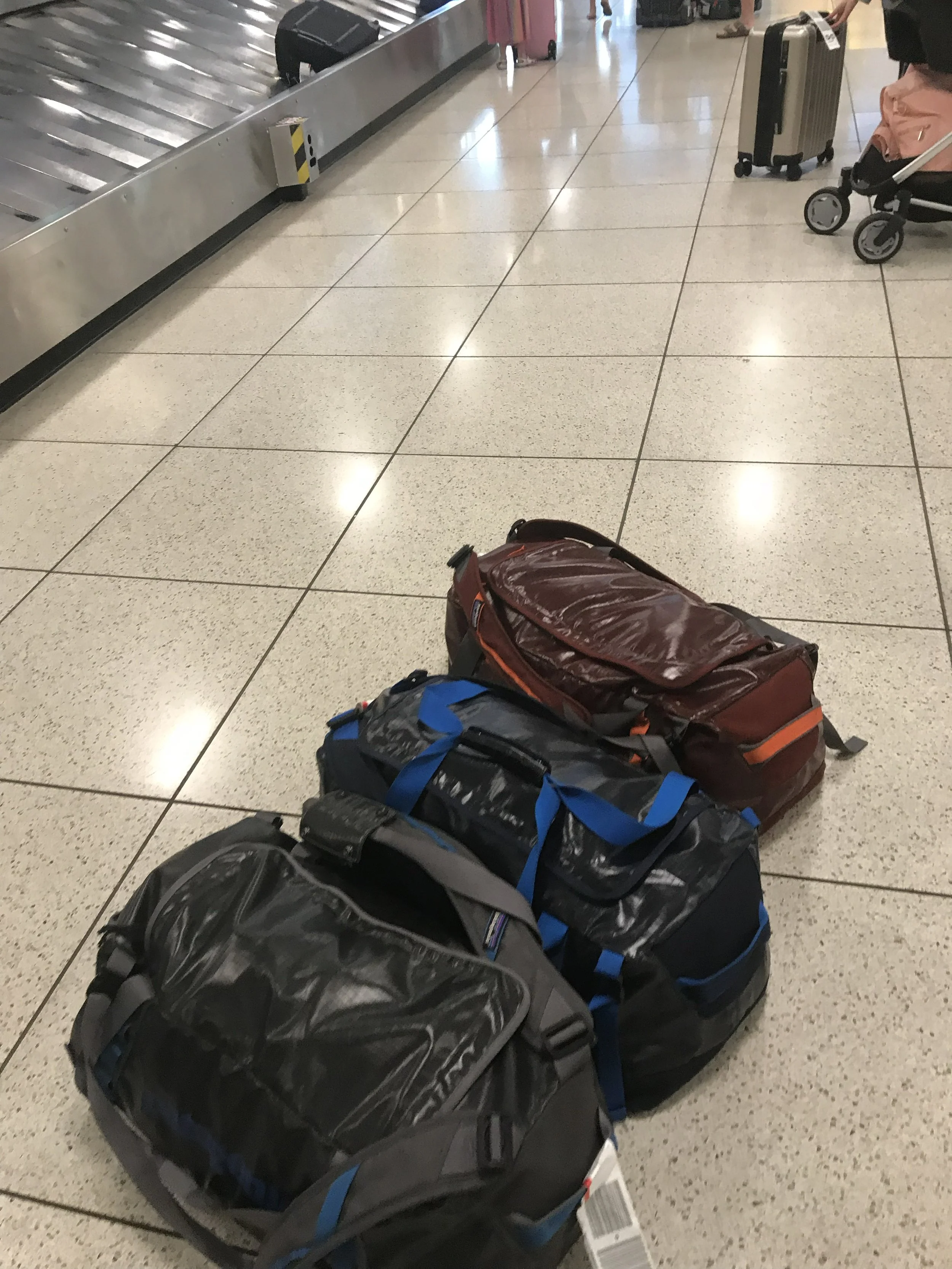 Patagonia Black Hole Duffel 55L Review | The Best Duffel Bag for Travel, Vanlife, and Outdoor Adventures
