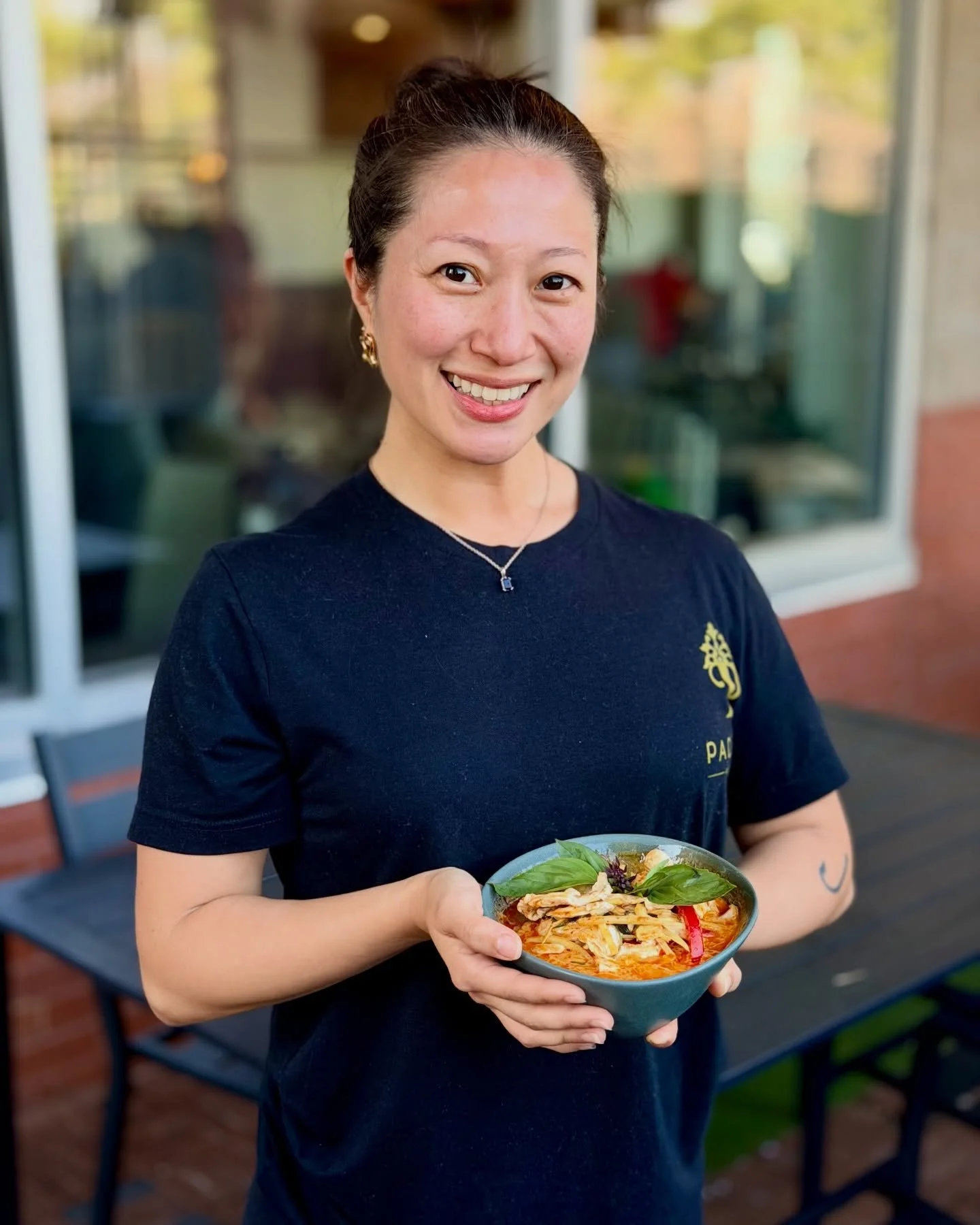 Lydia says red curry is one of her favorites.

Warm coconut curry, tender chicken, fresh herbs, and that comforting Thai flavor we all grew up loving.

If you haven&rsquo;t tried it yet, today might be the day.

#padthaikc #thaicurry #kceats #thaifoo