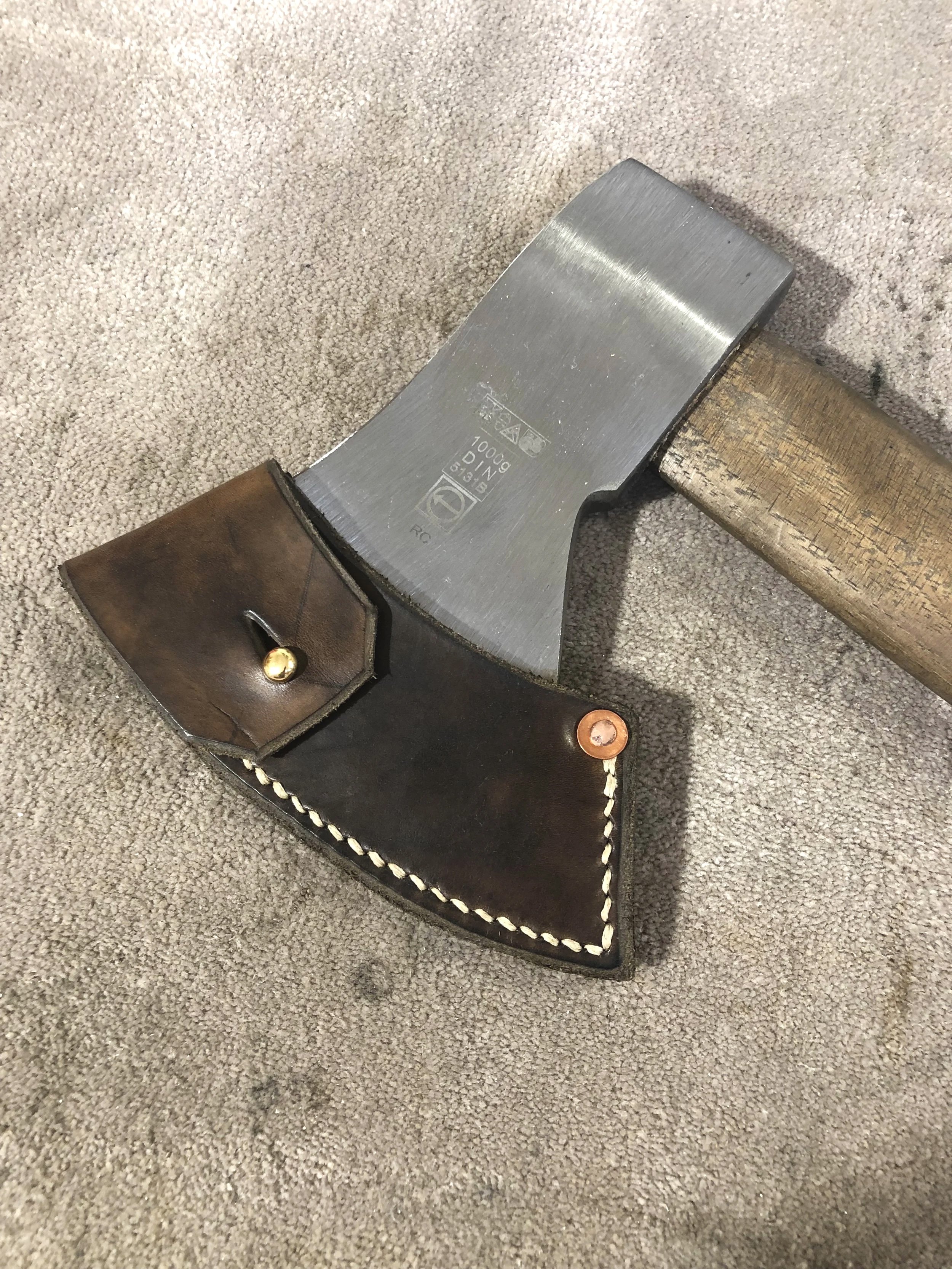 Scheide für ein Handbeil