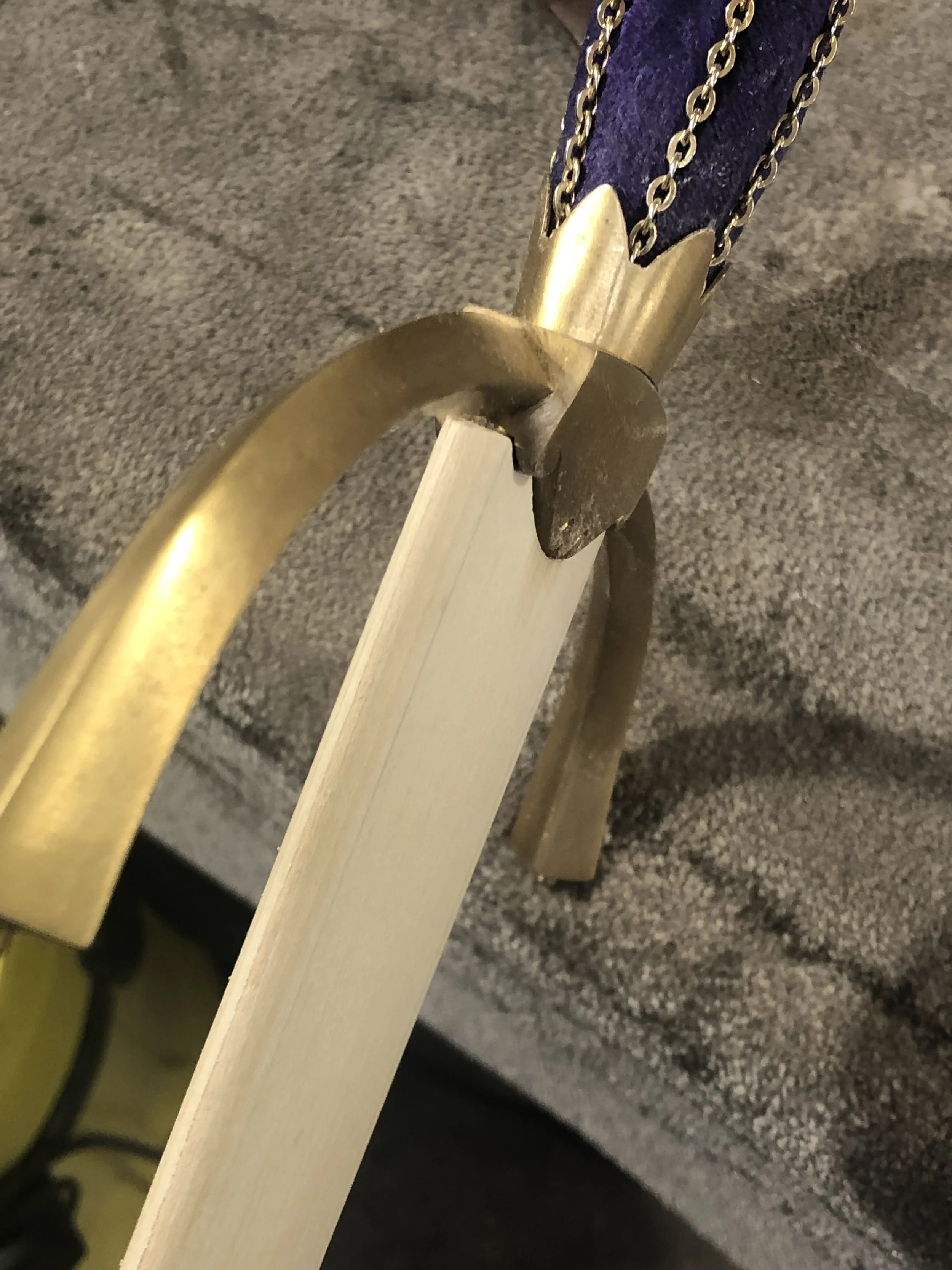 Holzkern für eine historische Scheide (Schwert: Florian Fortner)