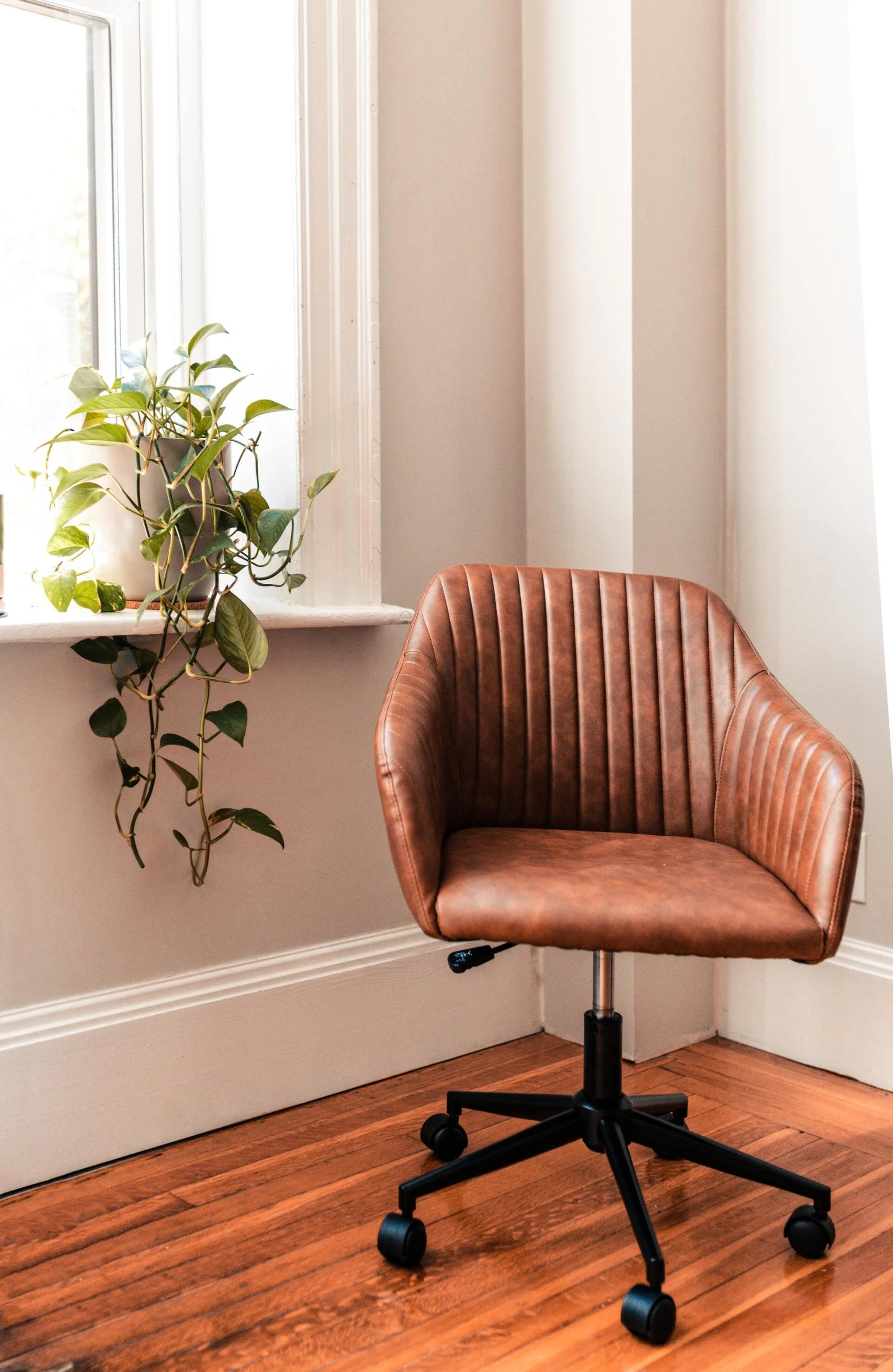 Sitting Properly: Decrease Pain and Improve Productivity