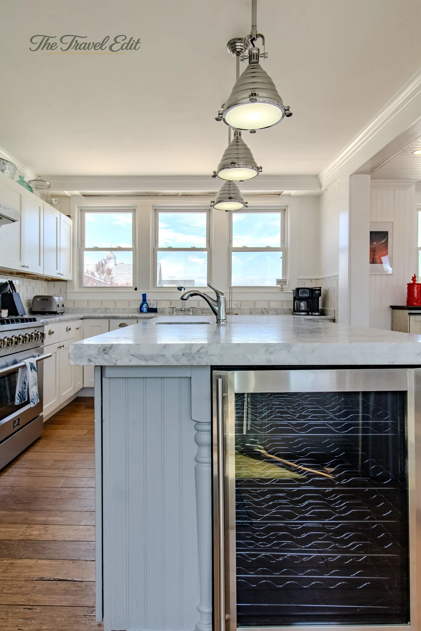 Kitchen_WineFridge2-HDR.jpg