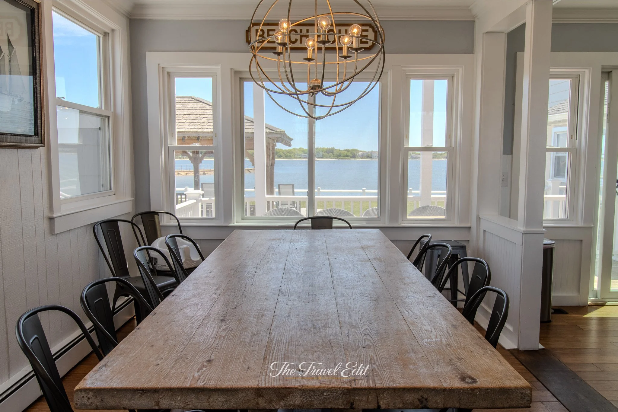 Kitchen_Table4-HDR.jpg