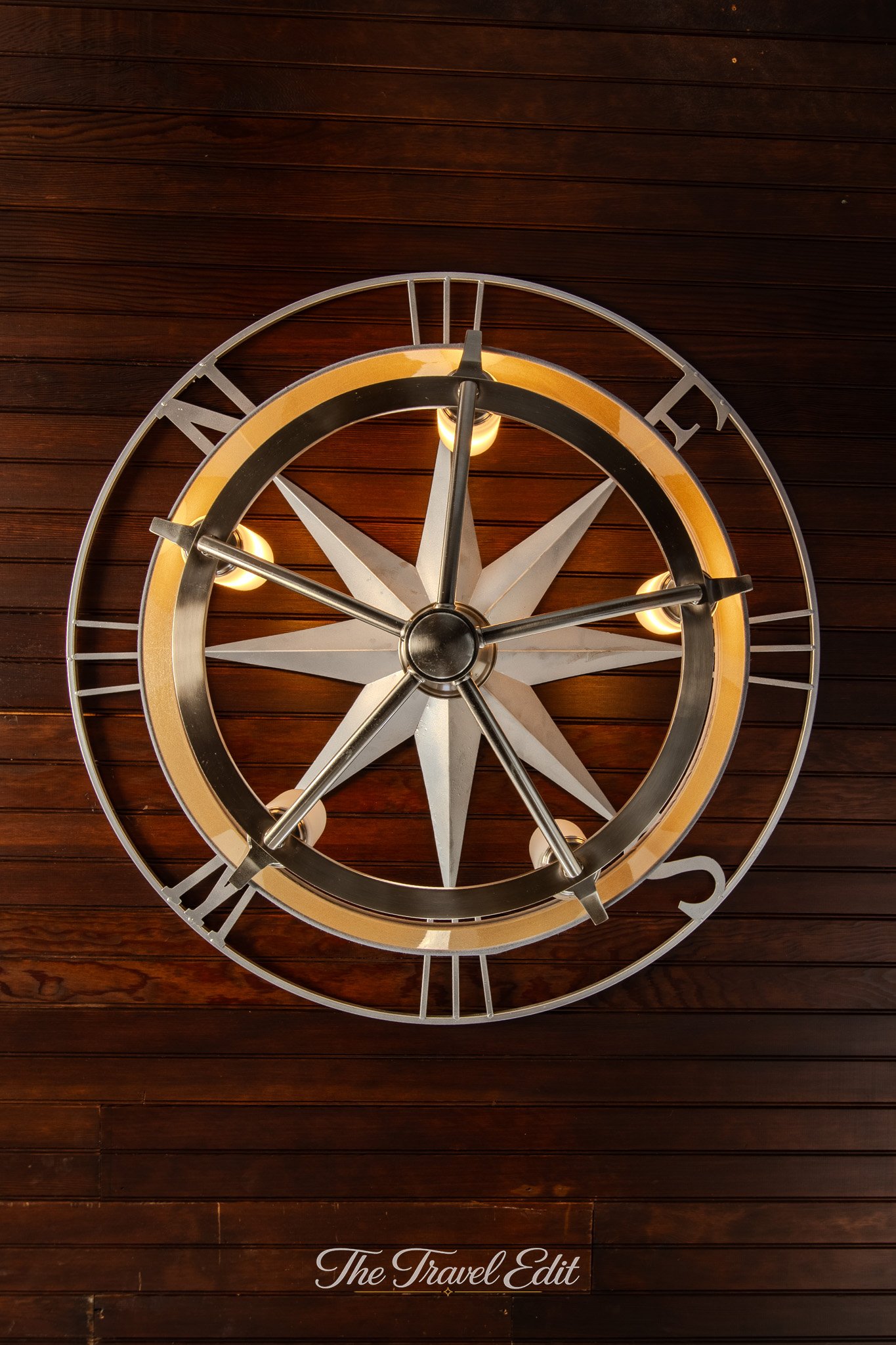 1stFloor_MainHall_LightDetail-HDR.jpg