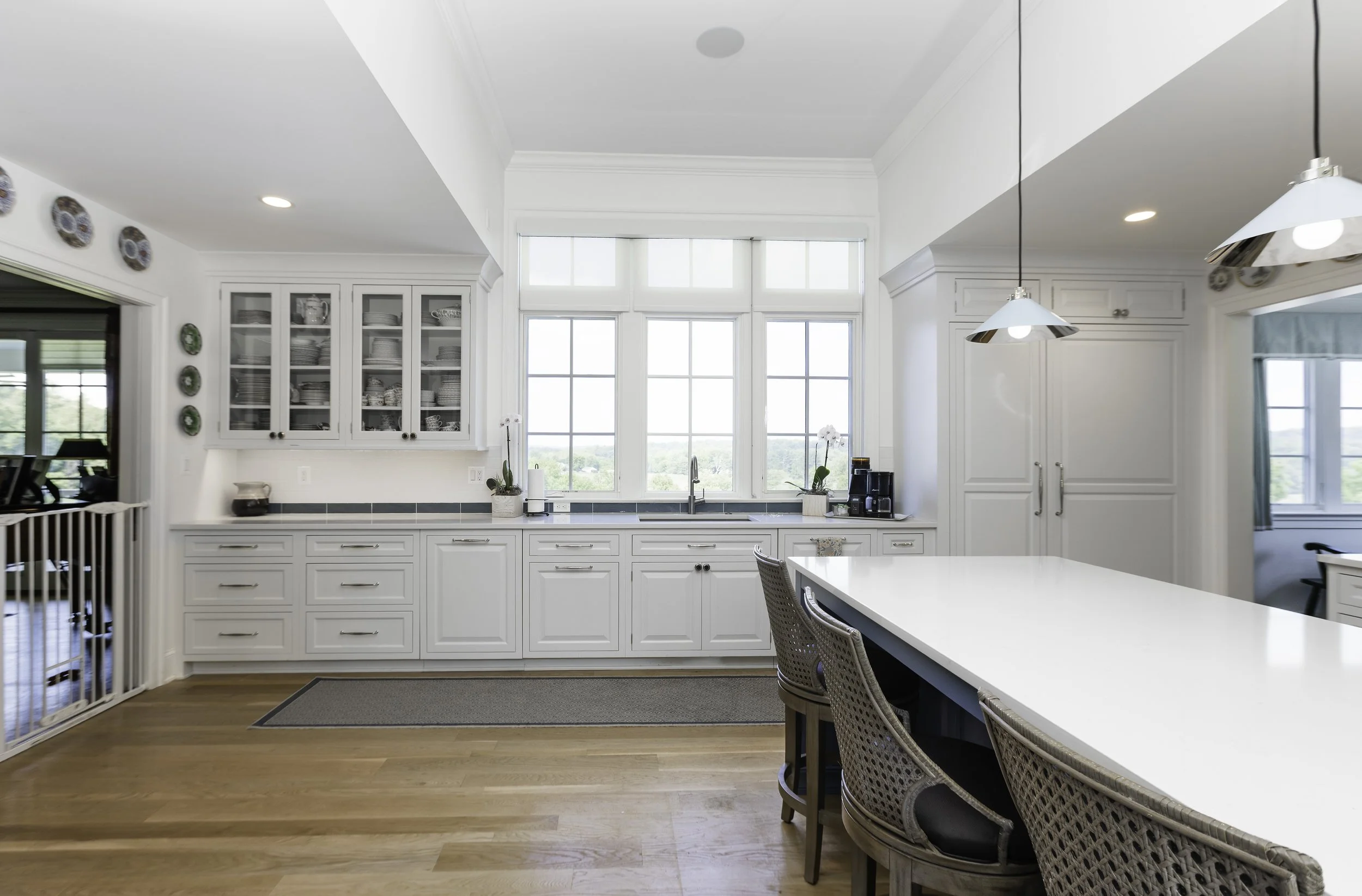 Flush Inset Exposed Hinge