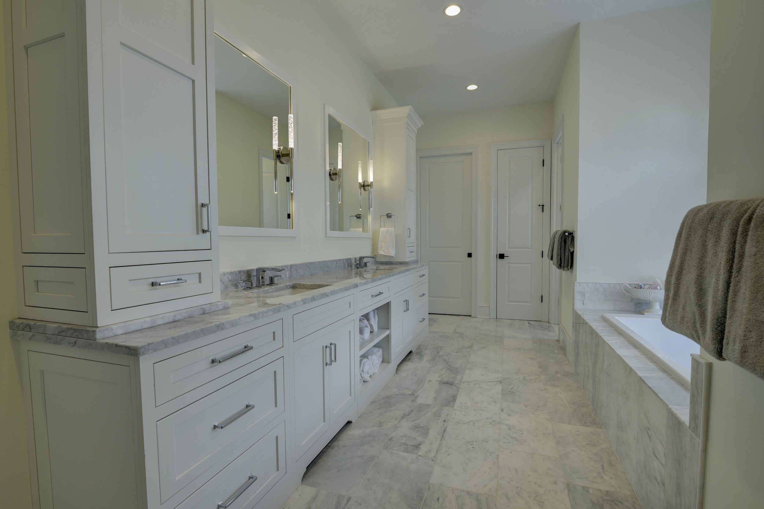 Primary Bathroom1.jpg