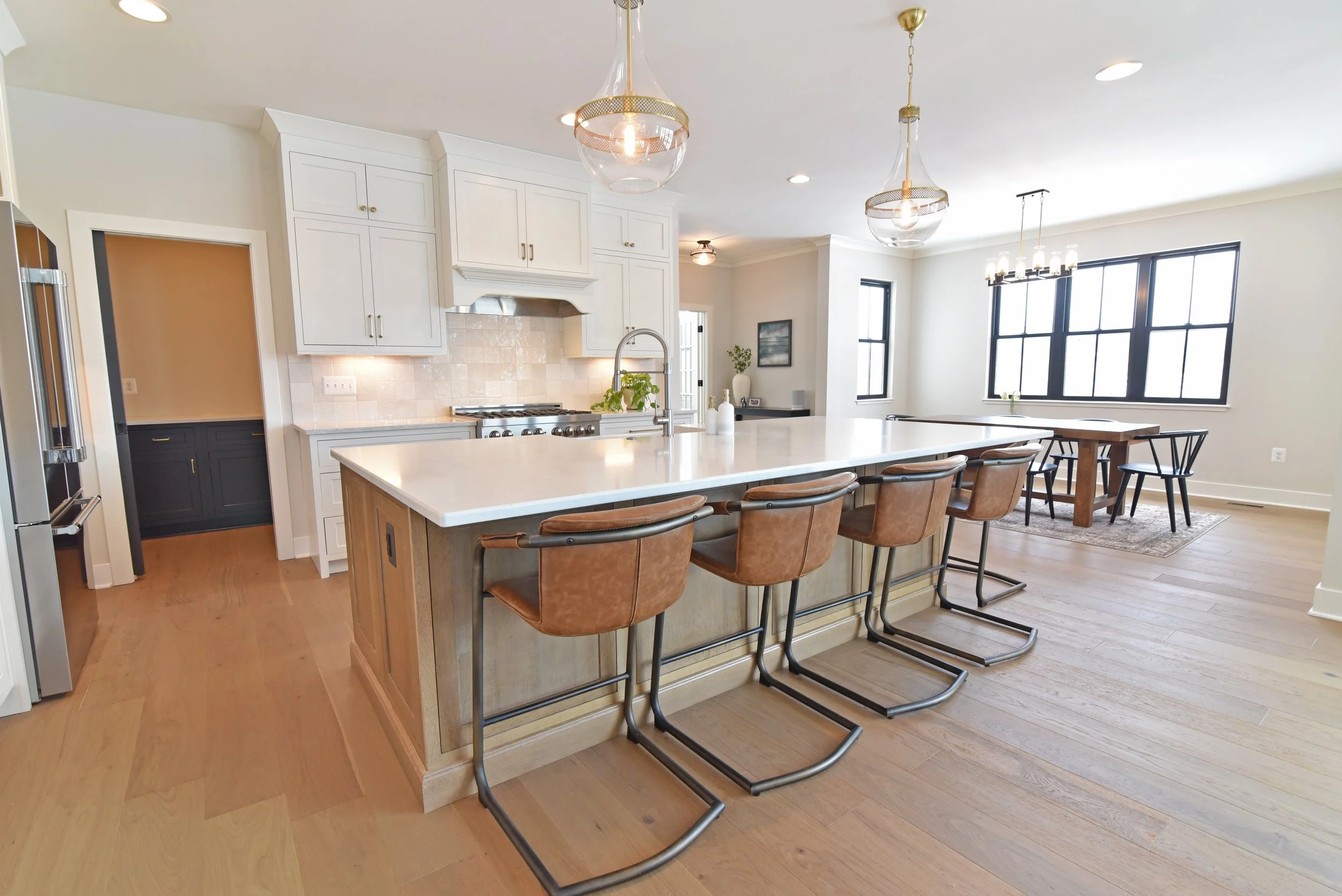 Kitchen1.jpg