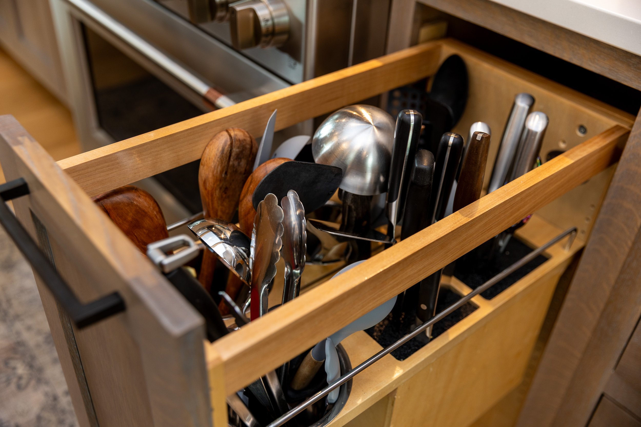 Knife & Utensil Storage