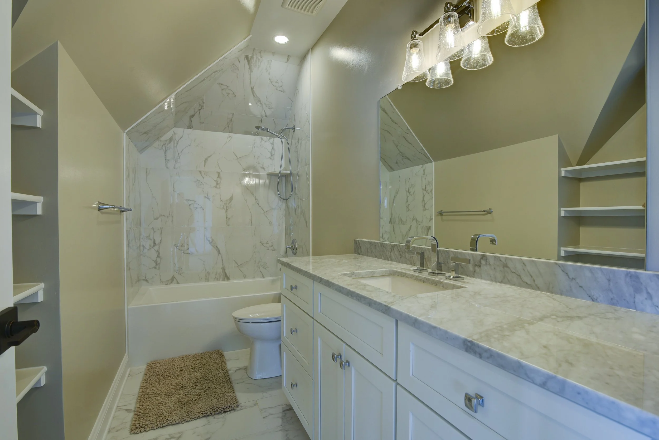 Guest Room Bathroom.jpg