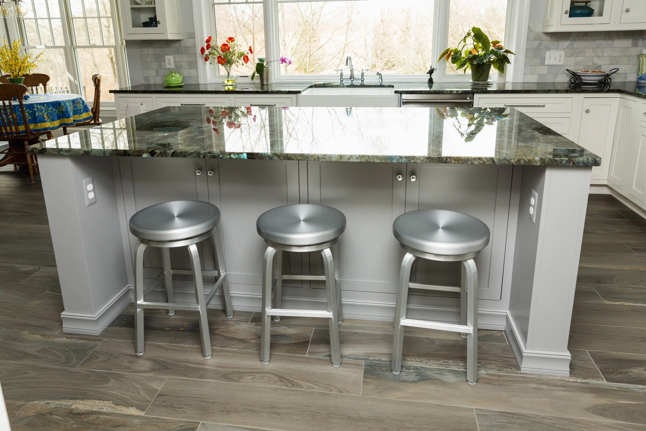 Extra Storage - Back of Island