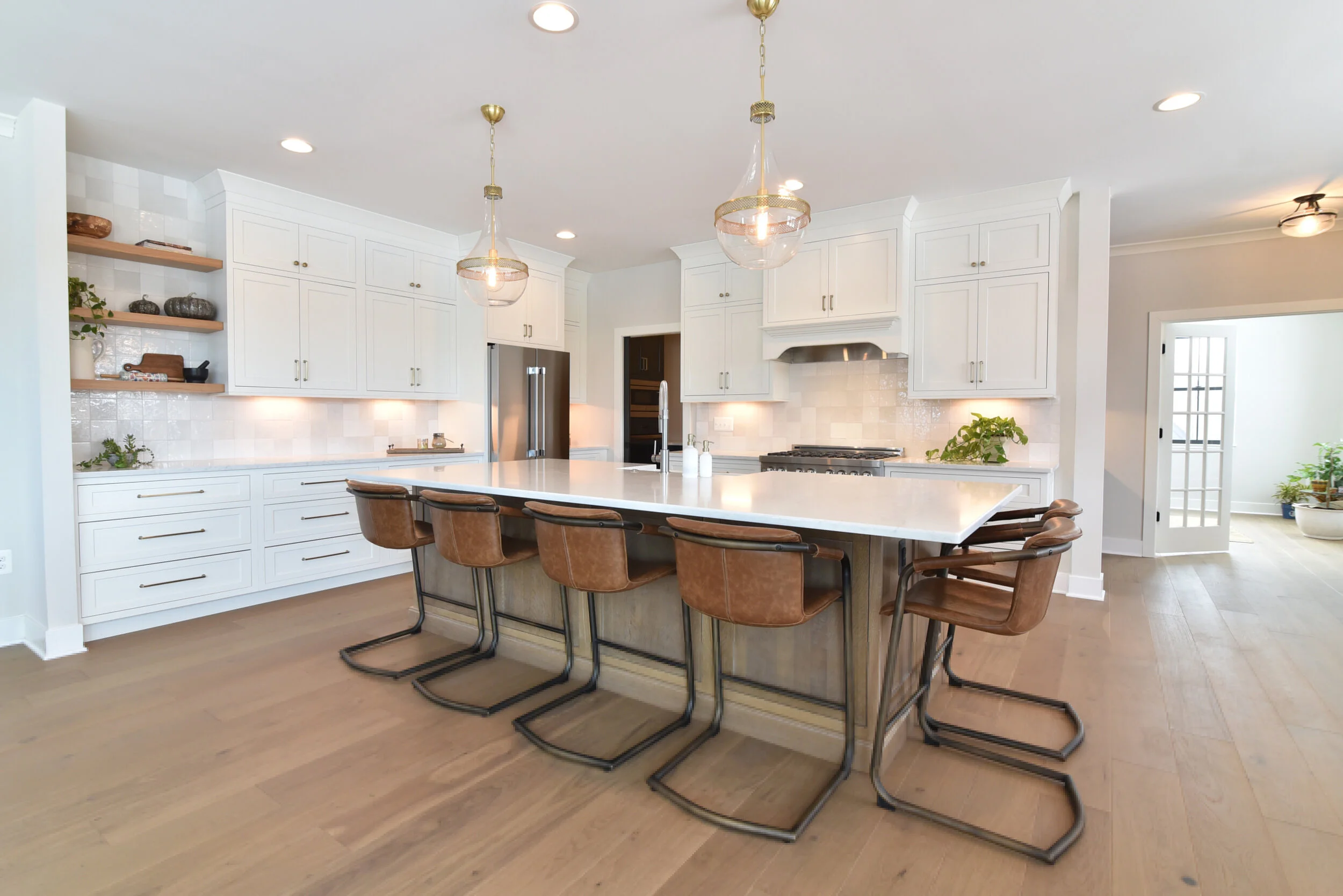 Kitchen2.jpg
