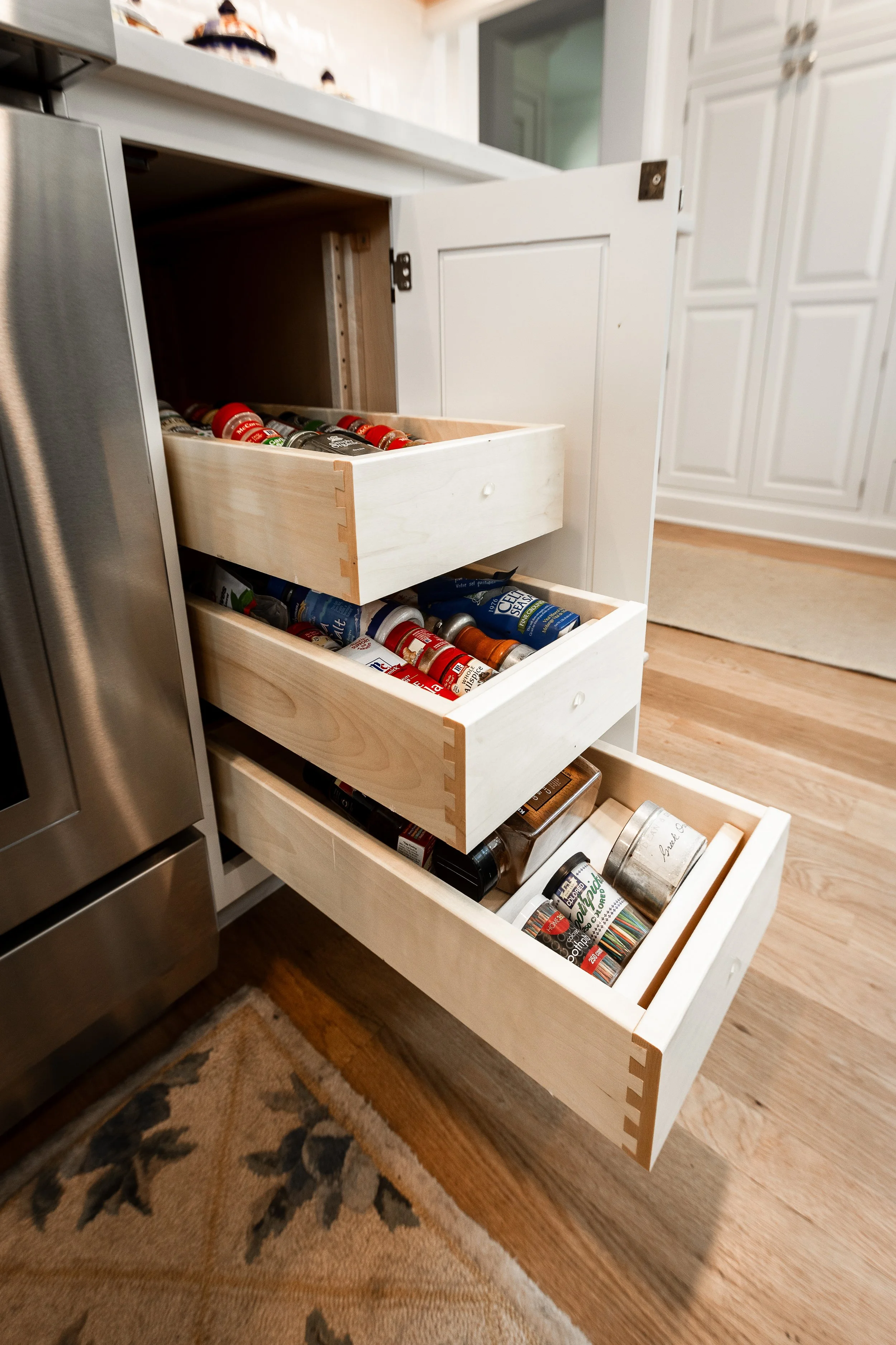 Roll Outs for Spice Storage