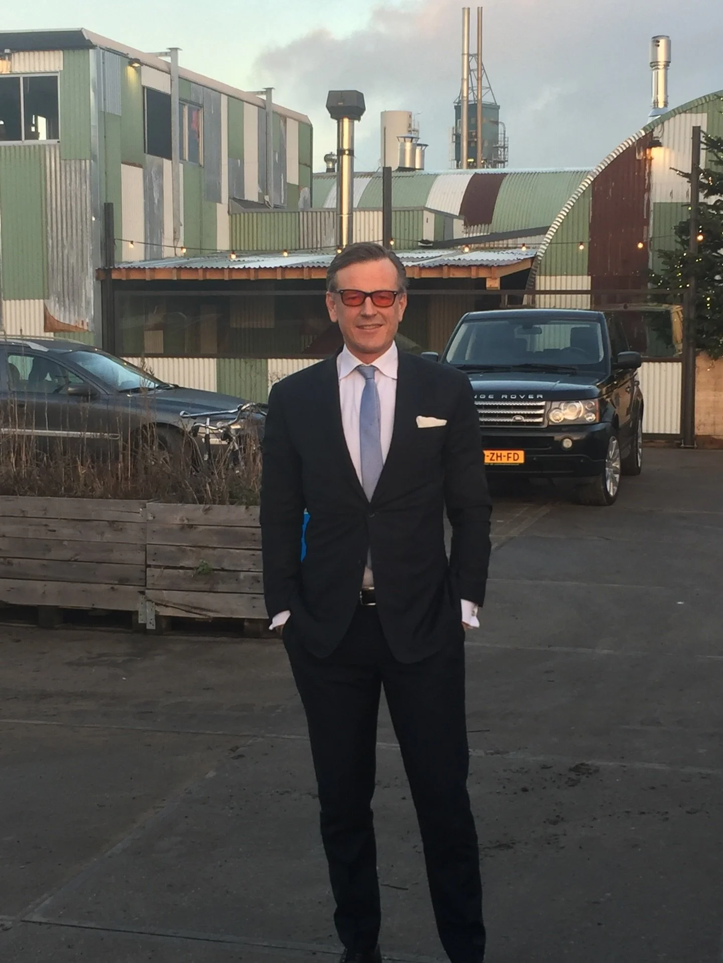 2016. A good year. At the time, you don&rsquo;t know which moments will matter.

🎄 Christmas dress-up party with my former consultancy company. Mad Men edition.
🚤 Waterskiing in Harderwijk, Netherlands.
🎓 Graduating as a Bulletproof Coach with @da