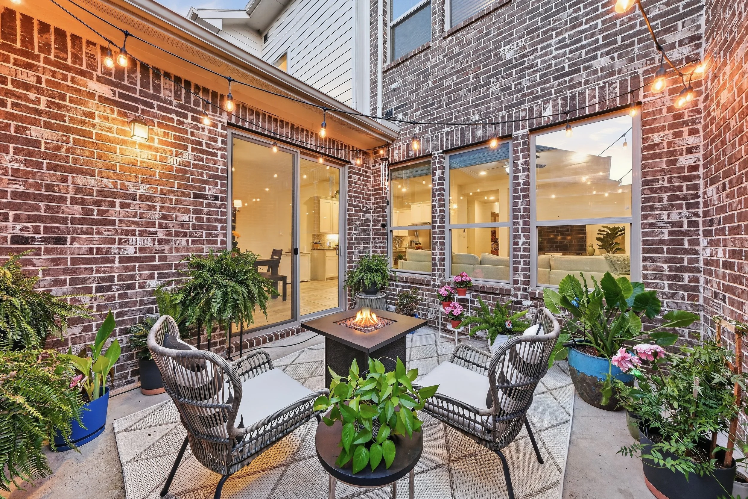 7-Patio VS.jpg