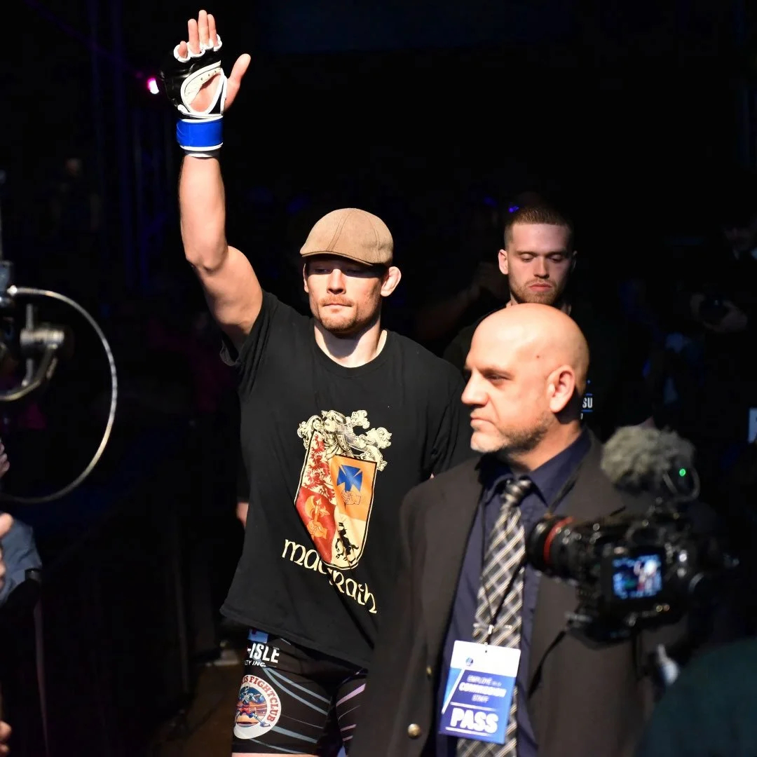 FLA 23 MAIN EVENT 
Nelson VA Machado #fla23 
📸Samantha Armstrong 
#ufccanada #mainevent #sport #fla23