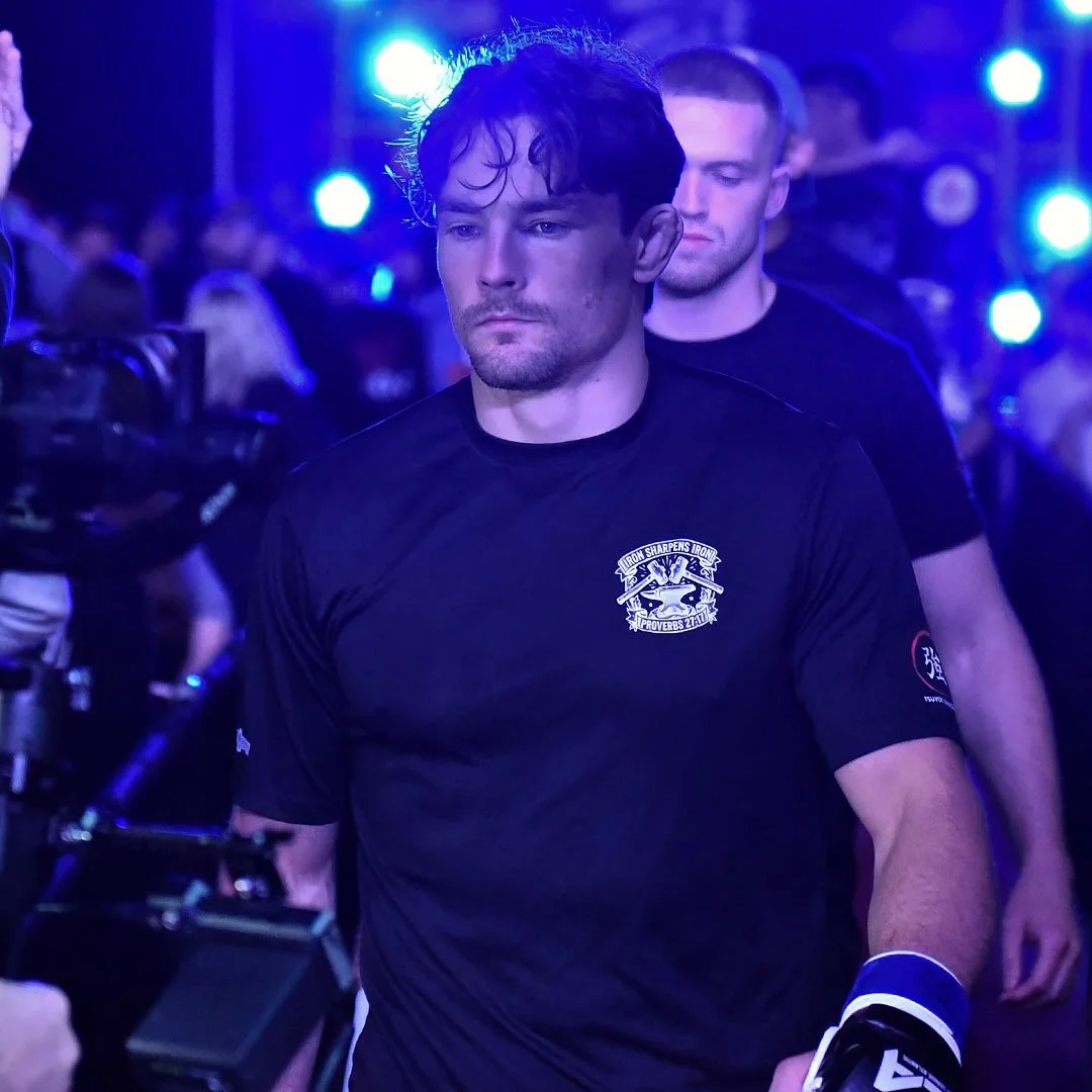 CO MAIN EVENT 📸
Nelson VS Guerrero #fla25
Who does he defend his title against in November? 
Let us hear it FLA fans! #pei #champ #renzograciepei