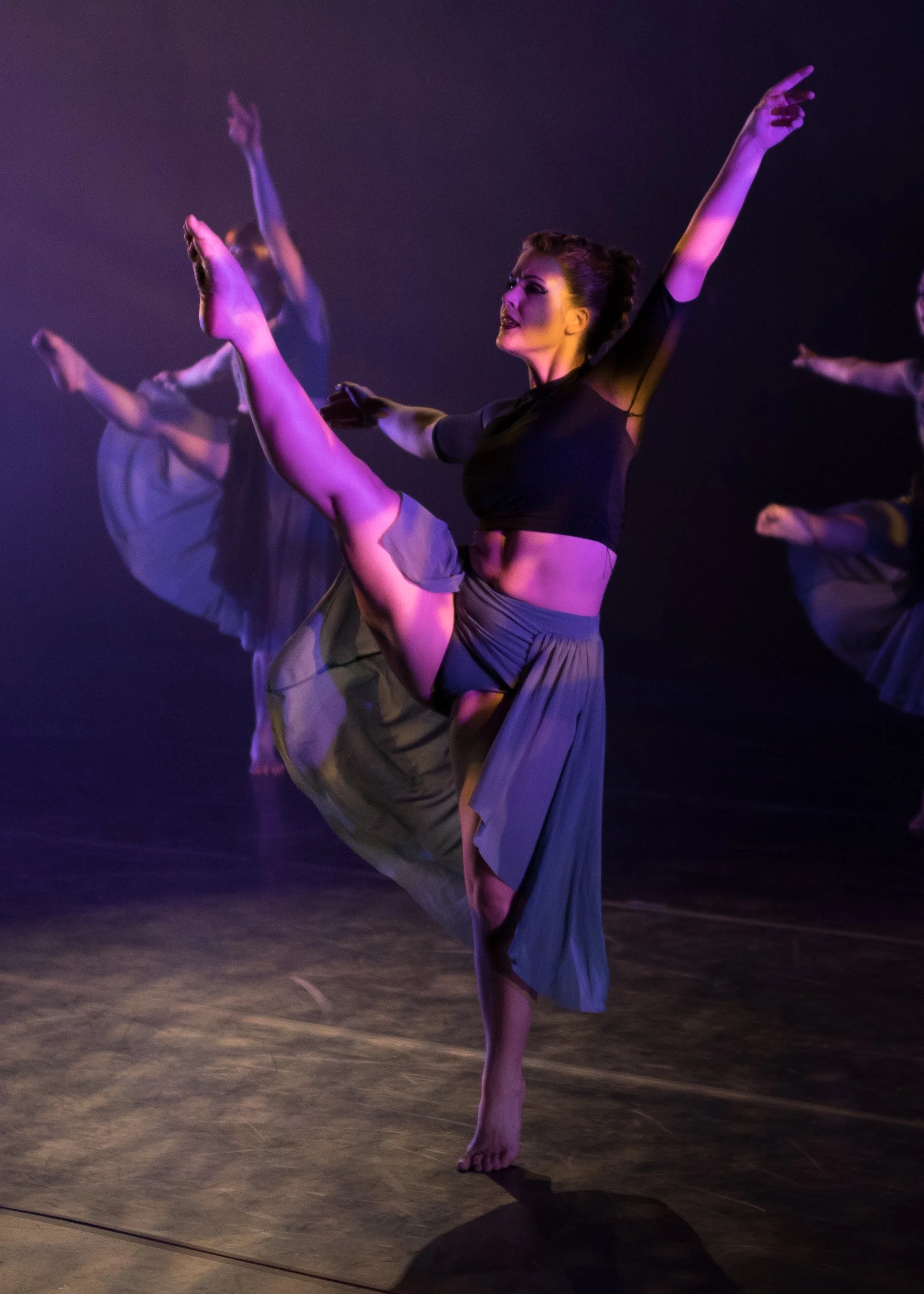 KCContemporaryDance1-53.jpg