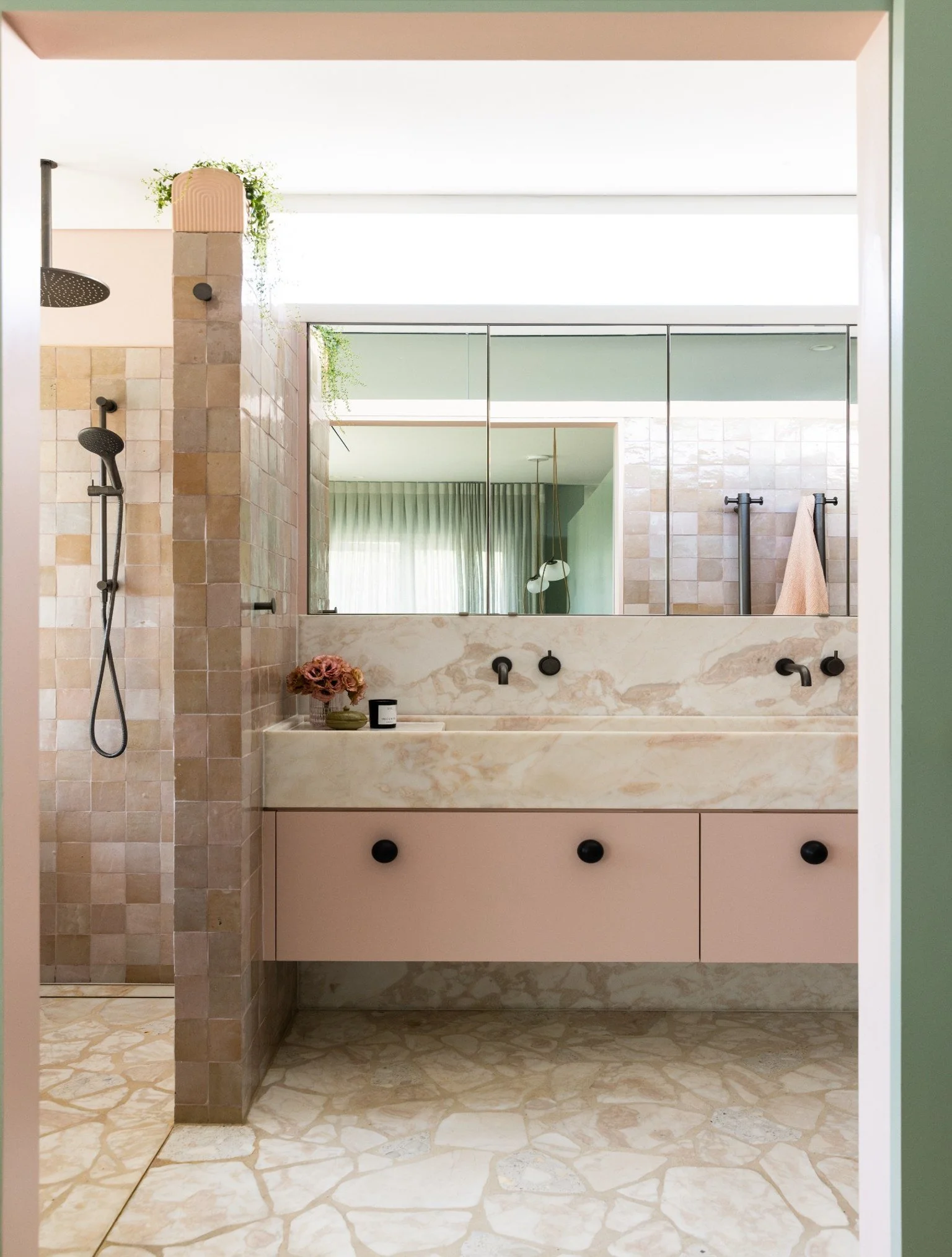 Pamment_Projects_Randwick_House_Architectural_Builders_Bathroom_Vanity_Design.jpg