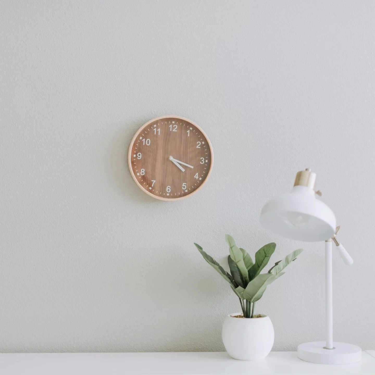 Daylight Savings Time kicks in Sunday, March 10th! Spring forward your clocks an hour and enjoy the daylight in your evenings. Spring is on the way!
.
.
#daylightsavings #springforward #spring #march #sunday