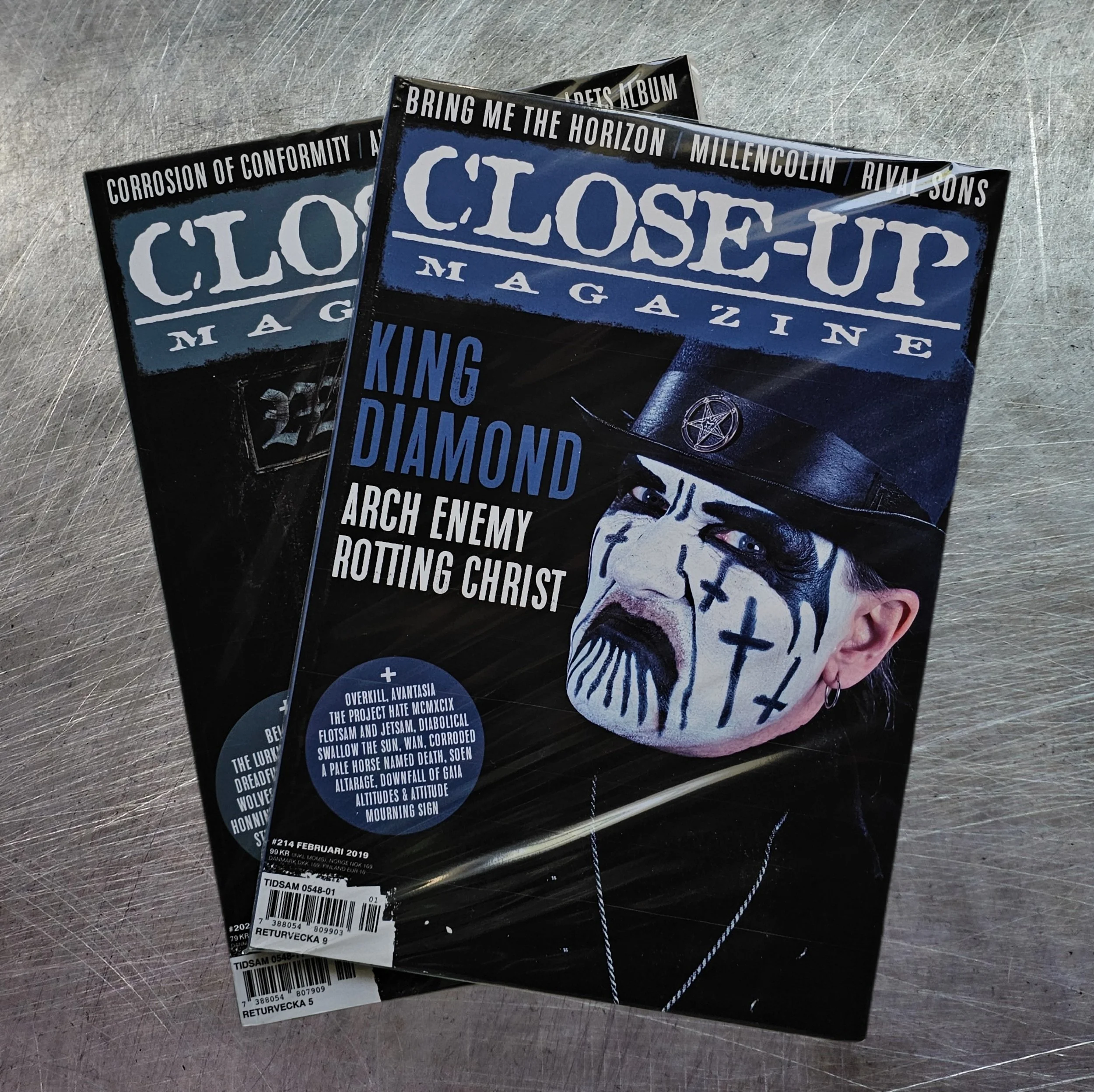 CLOSE-UP MAGAZINE Issue #202, #214