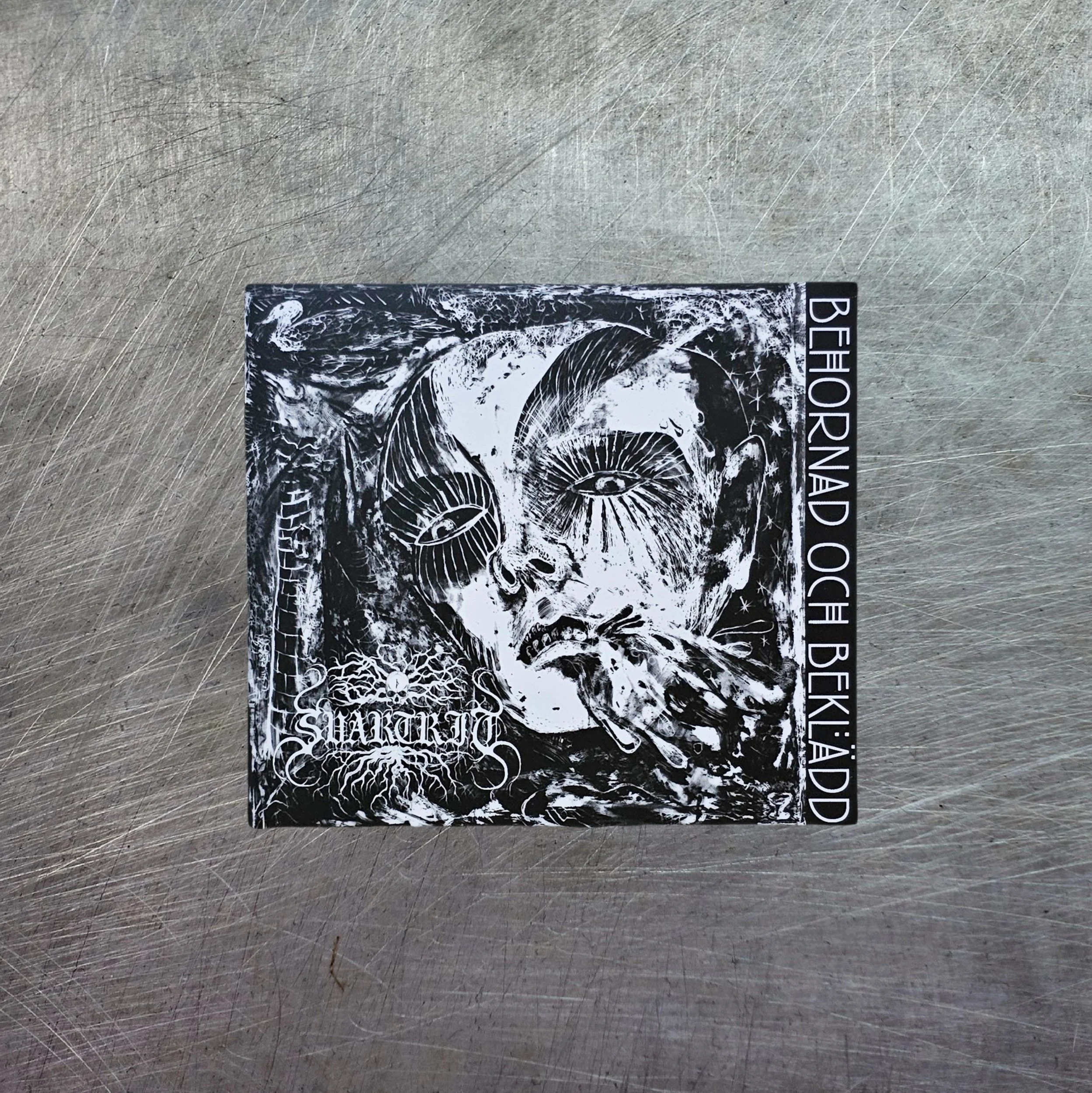SVARTRIT "Behornad Och Beklädd" DIGIPAK
