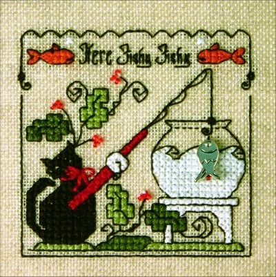 Itty Bitty Kitty - Here Fishy Fishy (with Limited Edition Fish Charm)