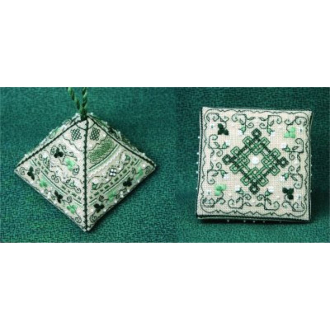 Pretty Pyramid 3 - Shamrocks Rock!