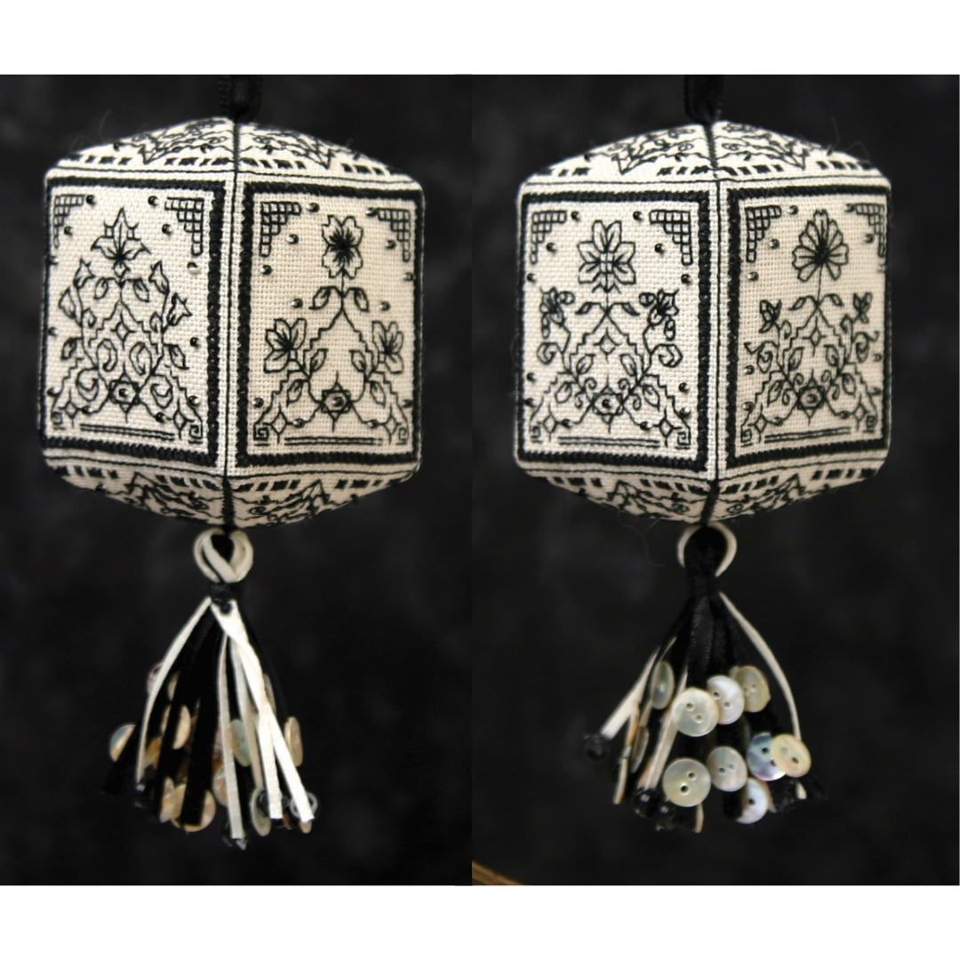 Blackwork Quadrielle