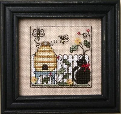 Itty Bitty Kitty & The Honeybees