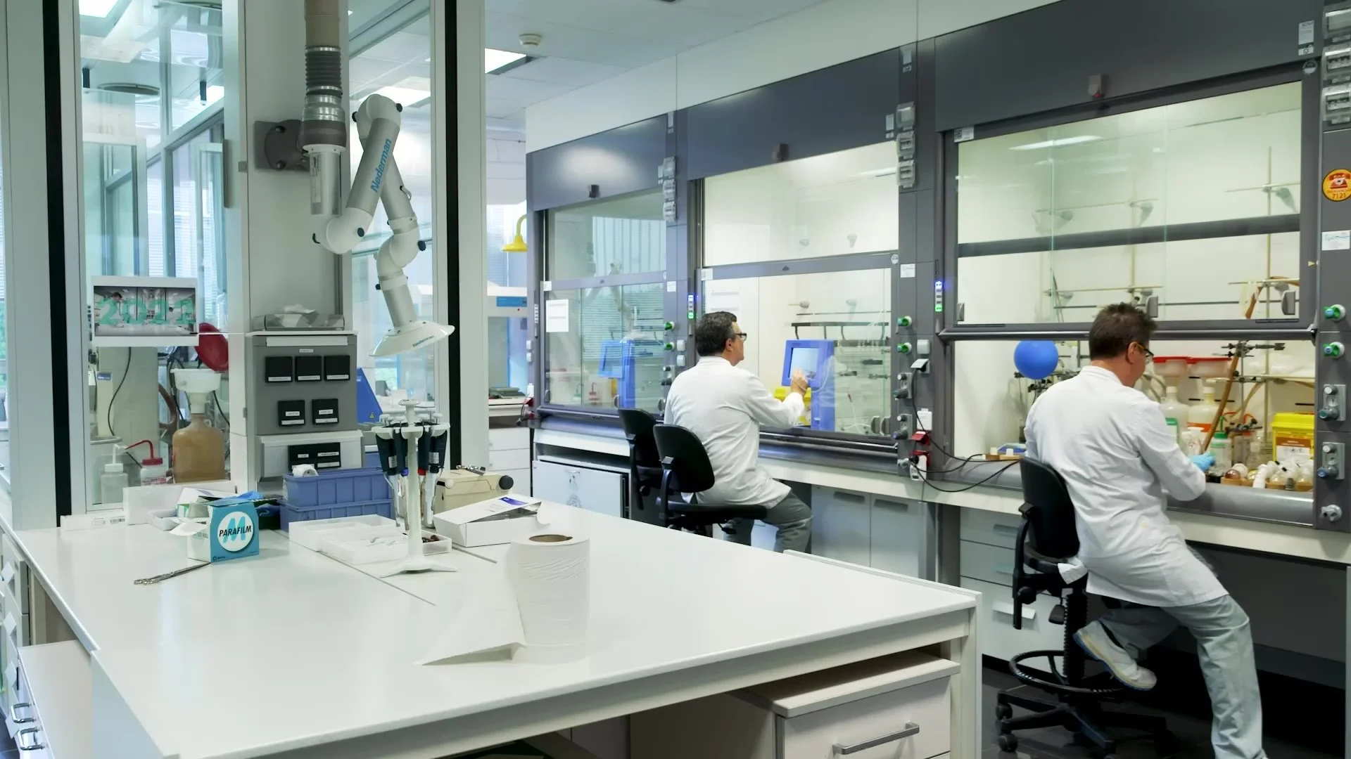 Scientists at work in an Almirall lab