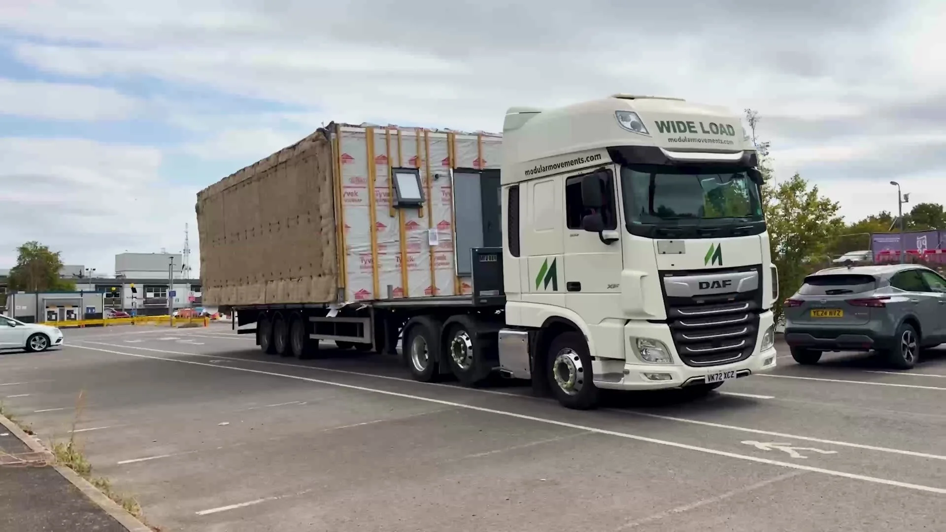 A module arriving on a lorry
