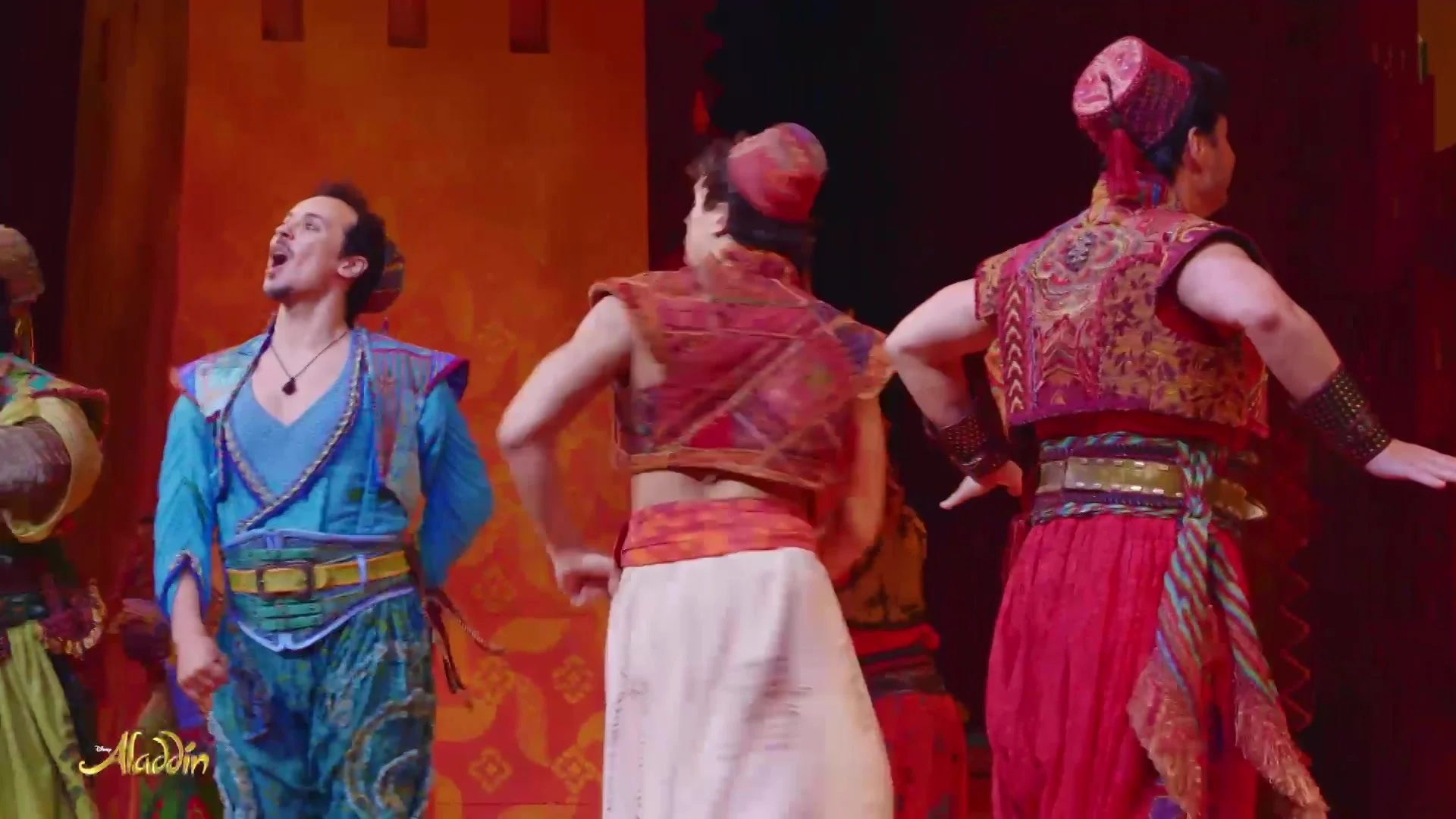 disney-aladdin-behind-the-scenes-series-the-magic-of-music.jpg