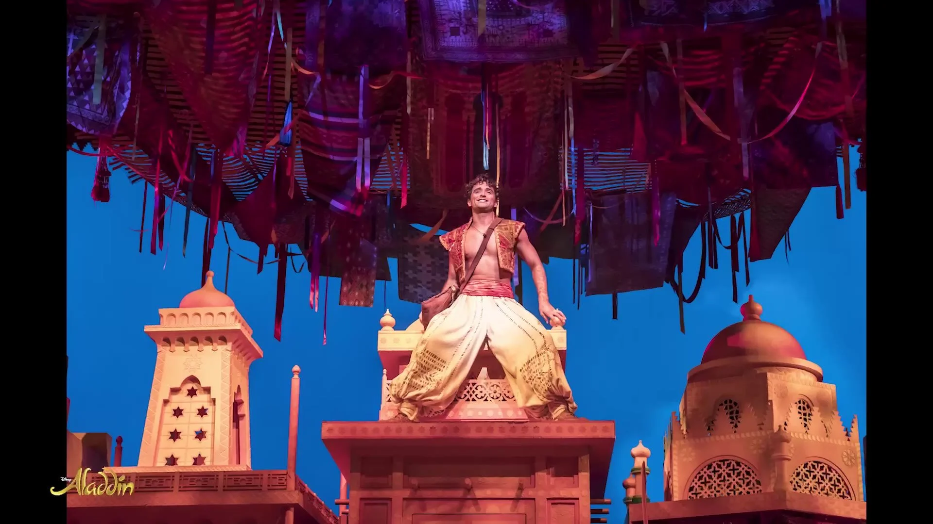Aladdin on the palace set