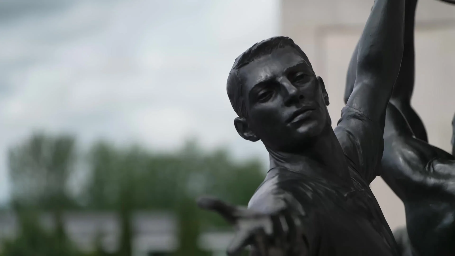 A sculpture at the Armed Forces Memorial