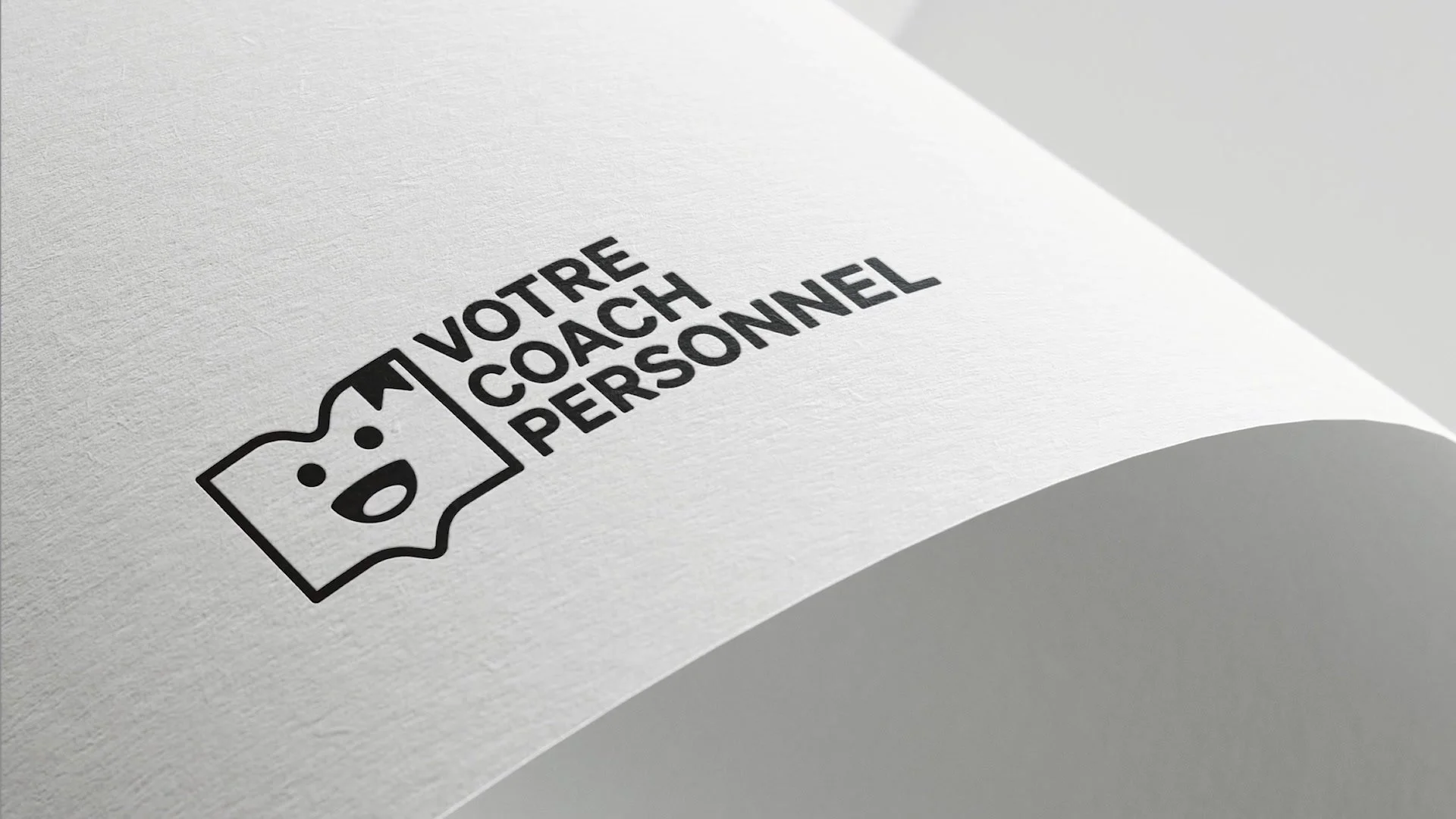 The Votre Coach Personnel logo