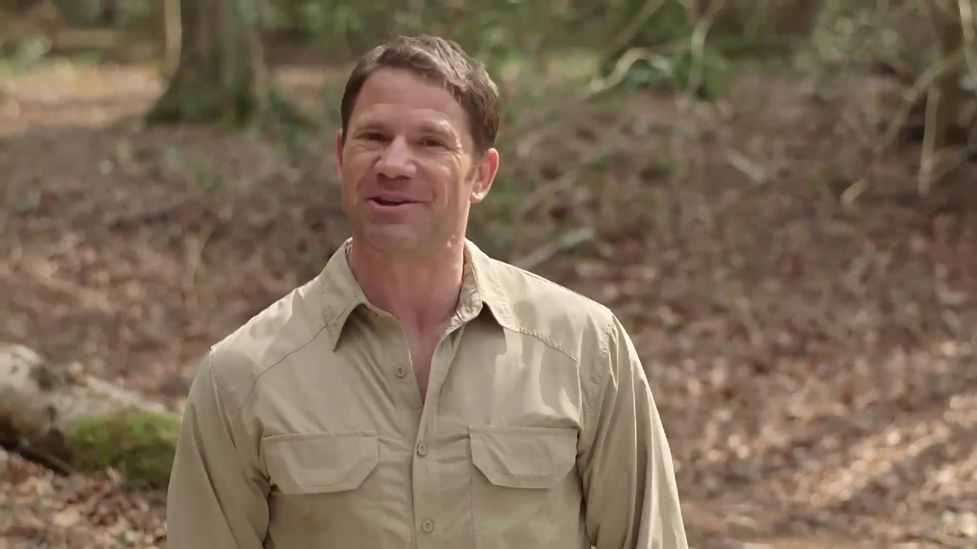 brave-bones-club-steve-backshall-branded-content-video-steve-backshall-presenting.jpg