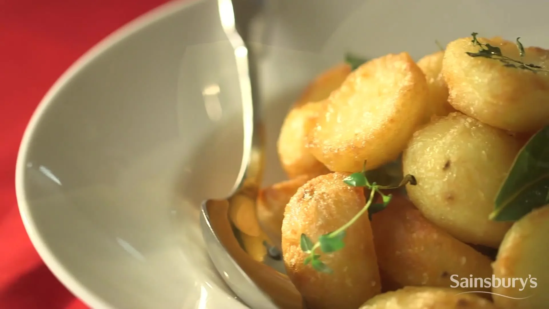 Golden roast potatoes with herbs