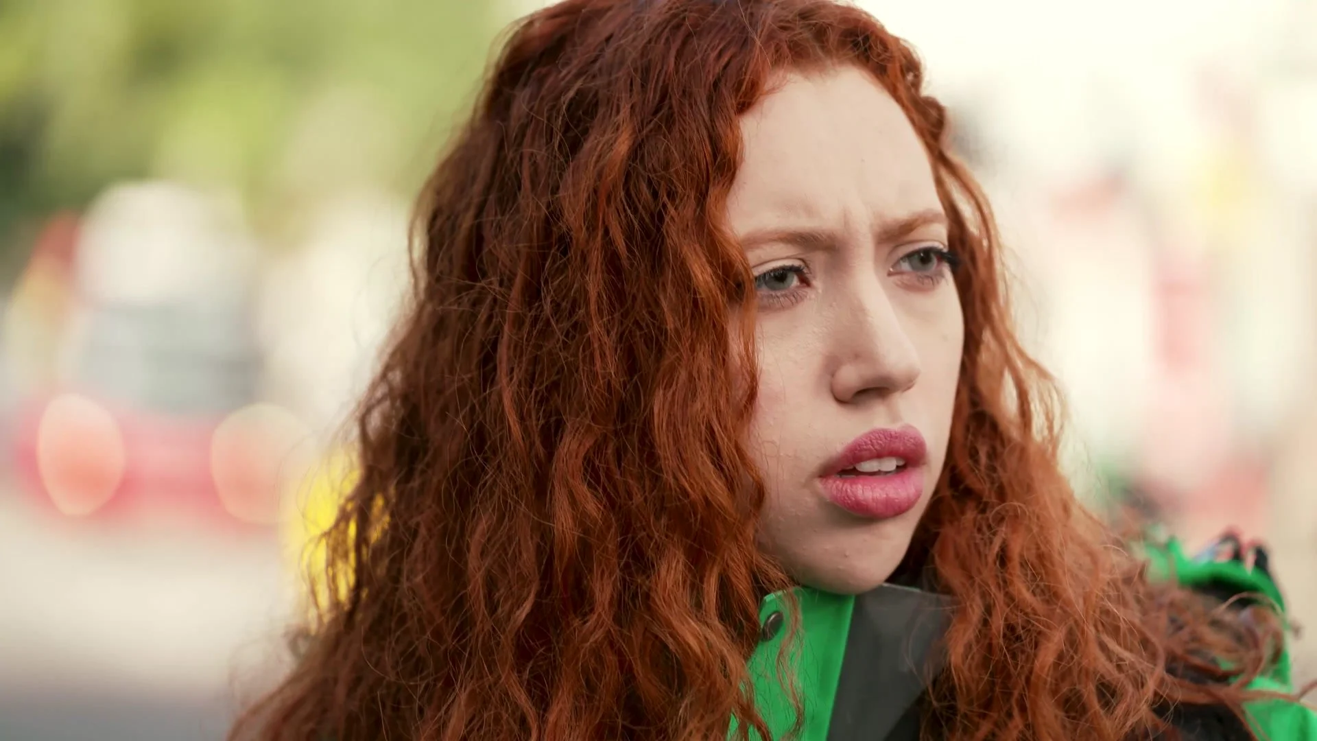 Uber Eats courier looking concerned, from the post-delivery contact module