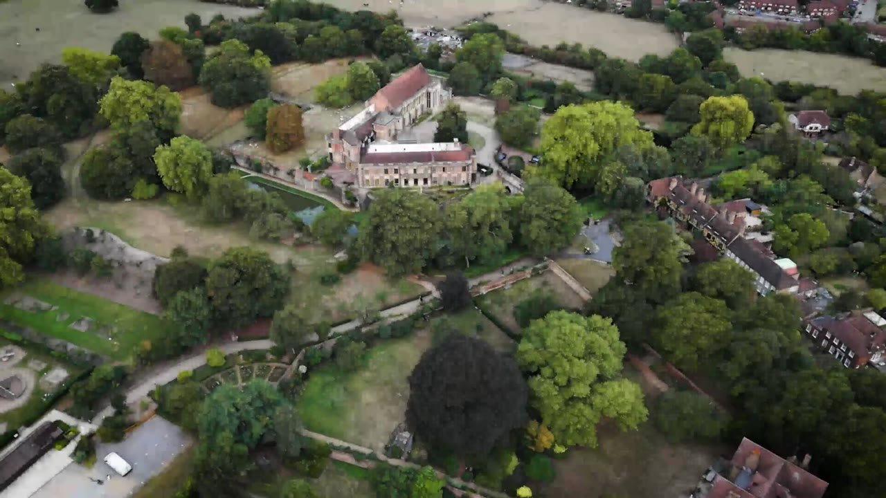 royal-british-legion-pedal-to-paris-drone-video-preroll-b.jpg