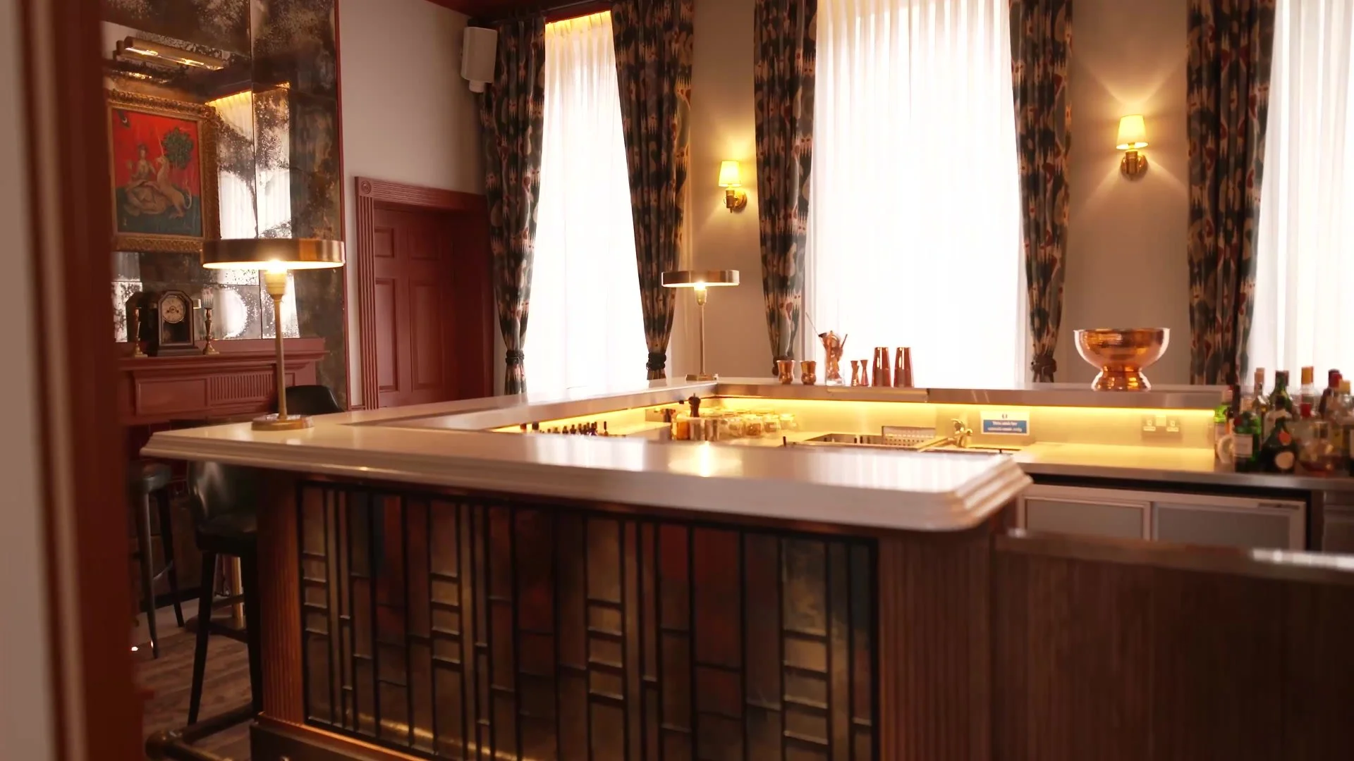The members’ bar