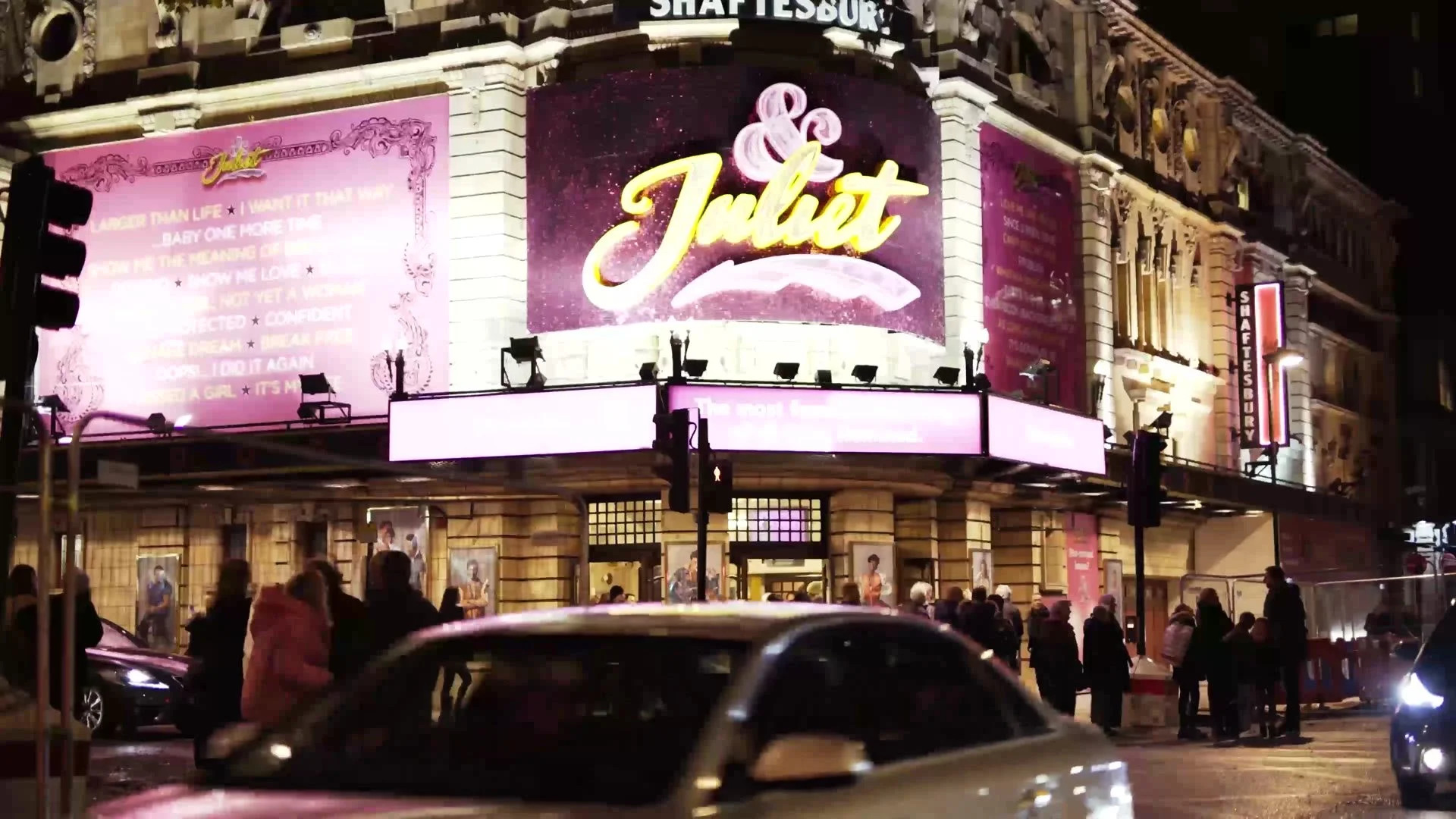 The Shaftesbury Theatre at night