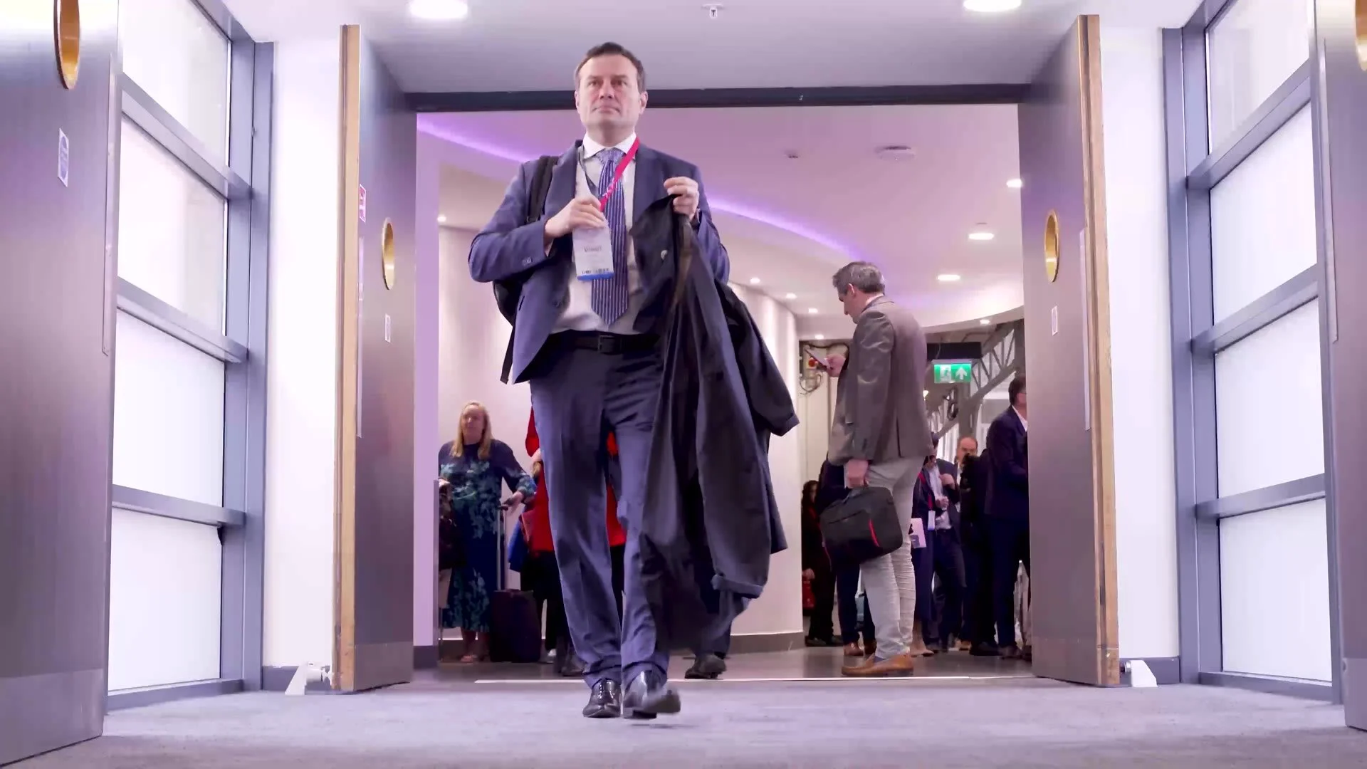 Delegates arriving