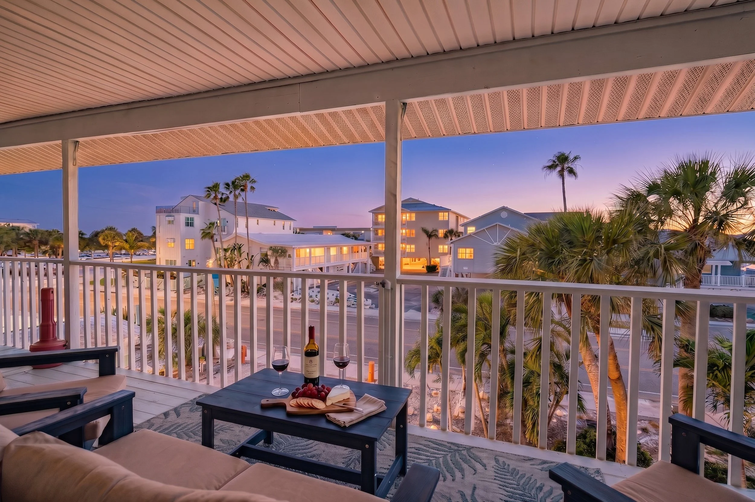 Upper condo deck