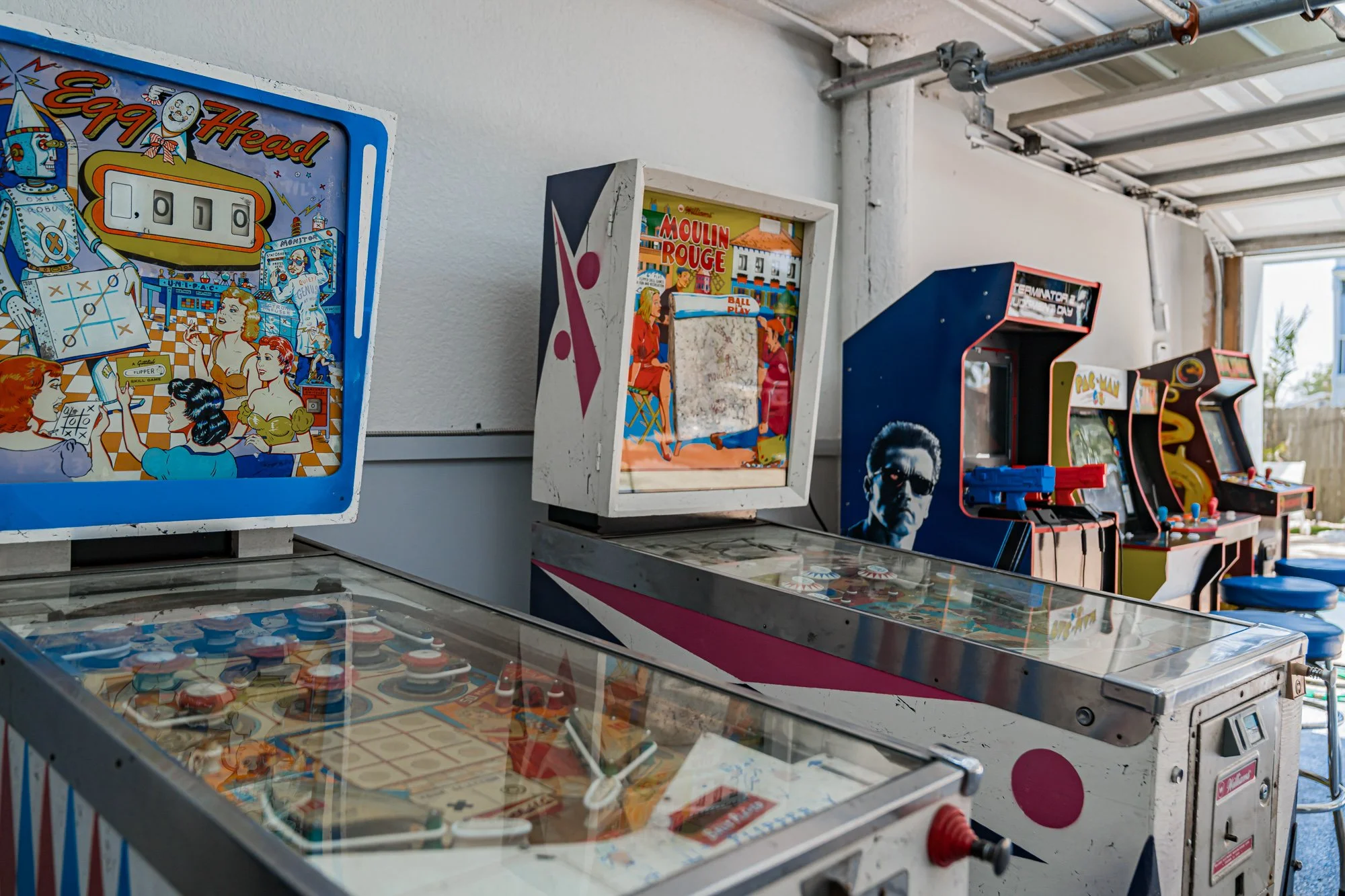 Game room, pinball