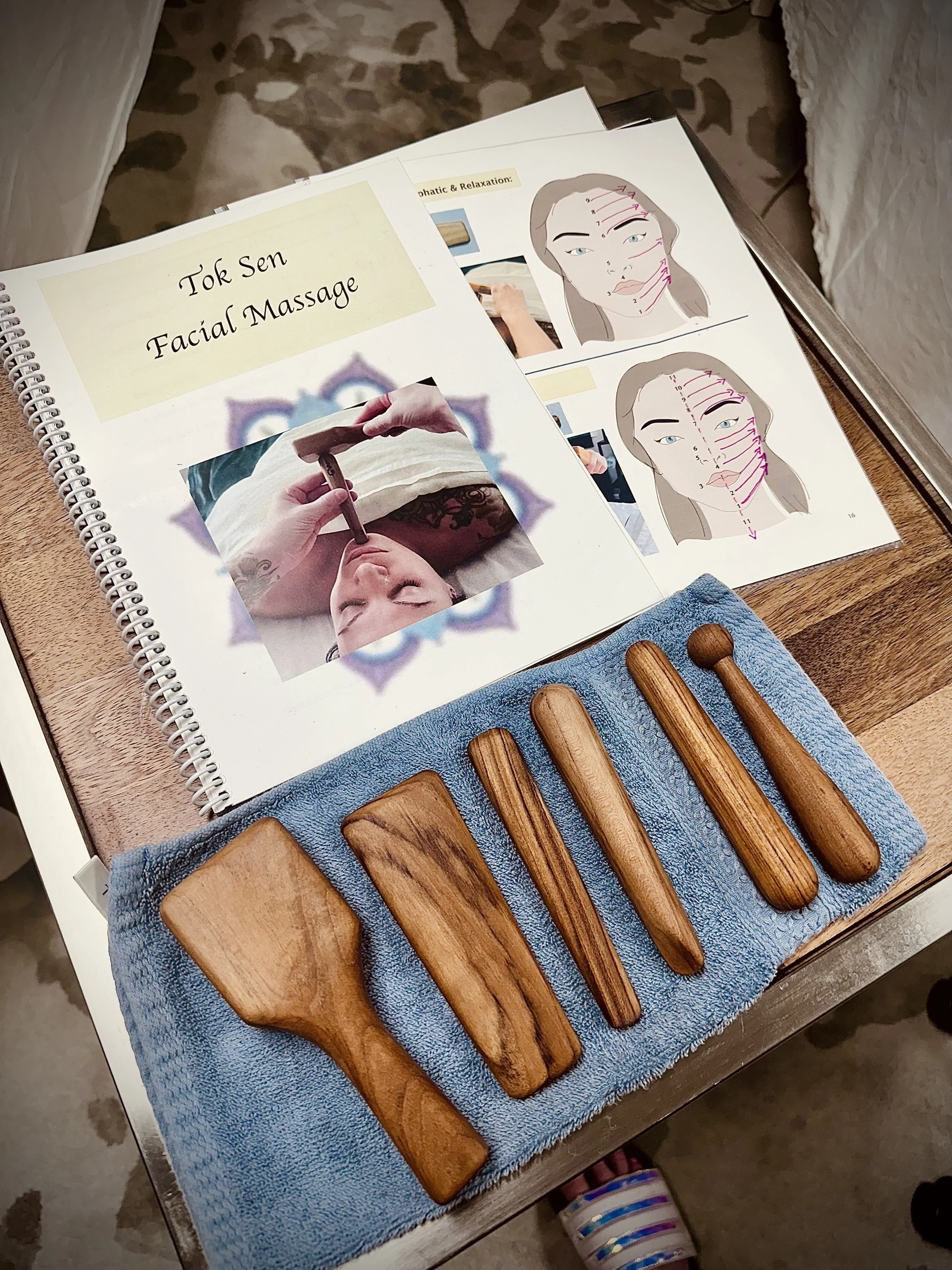 Tok Sen Facial Massage