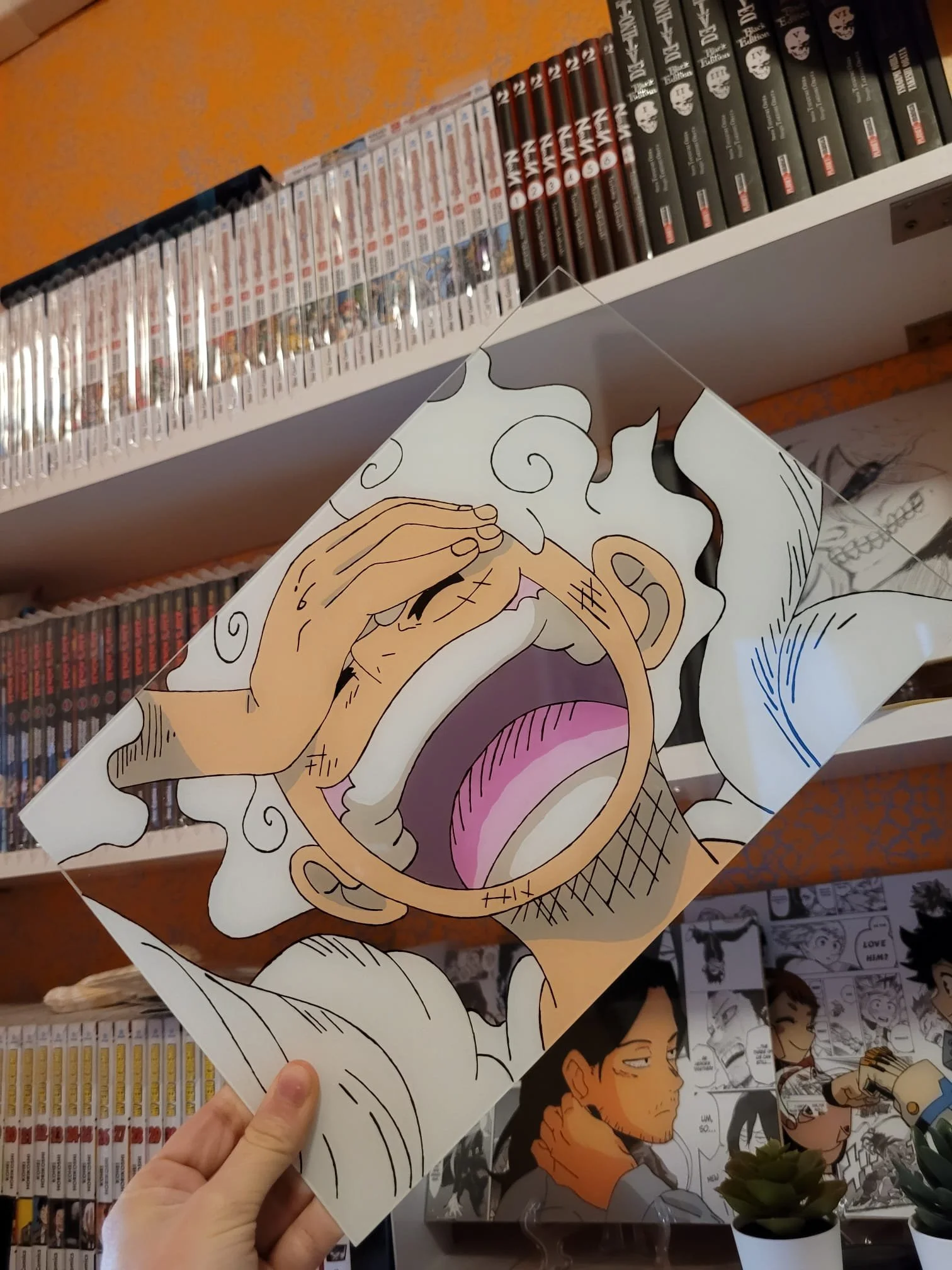 Illustrazione di un personaggio con espressione di sorpresa o dolore, che si tiene la fronte con una mano e ha la bocca aperta, in stile fumetto