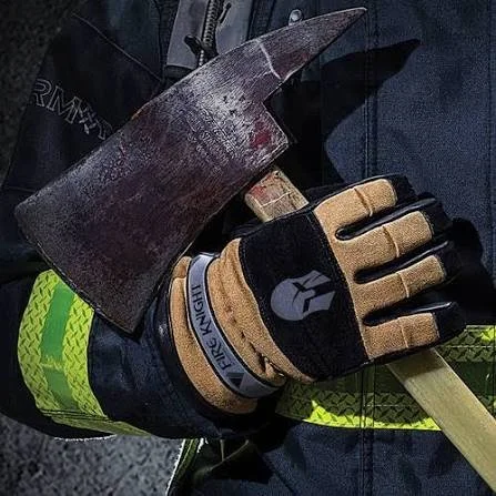 Fire Knight Gauntlet Glove