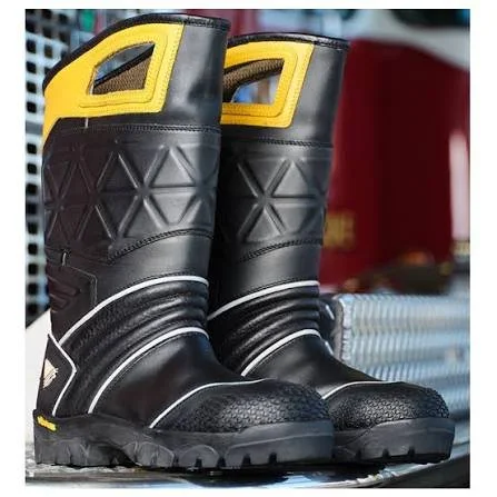 Vanquish Mens' Structural Boot