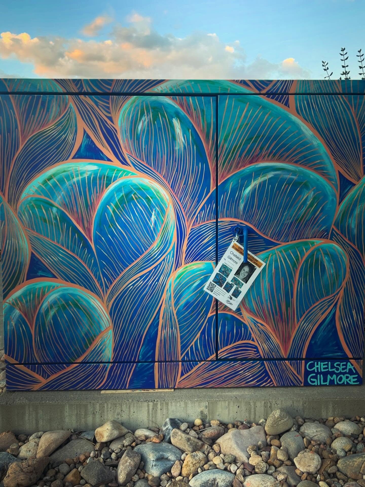 Forgot about posting this lil mural from summer for @focoart! Grateful to share these nuggets of my mind in public spaces. 
.
#chelseagilmoreart #contemporaryart #muralist #mural #coloradomurals